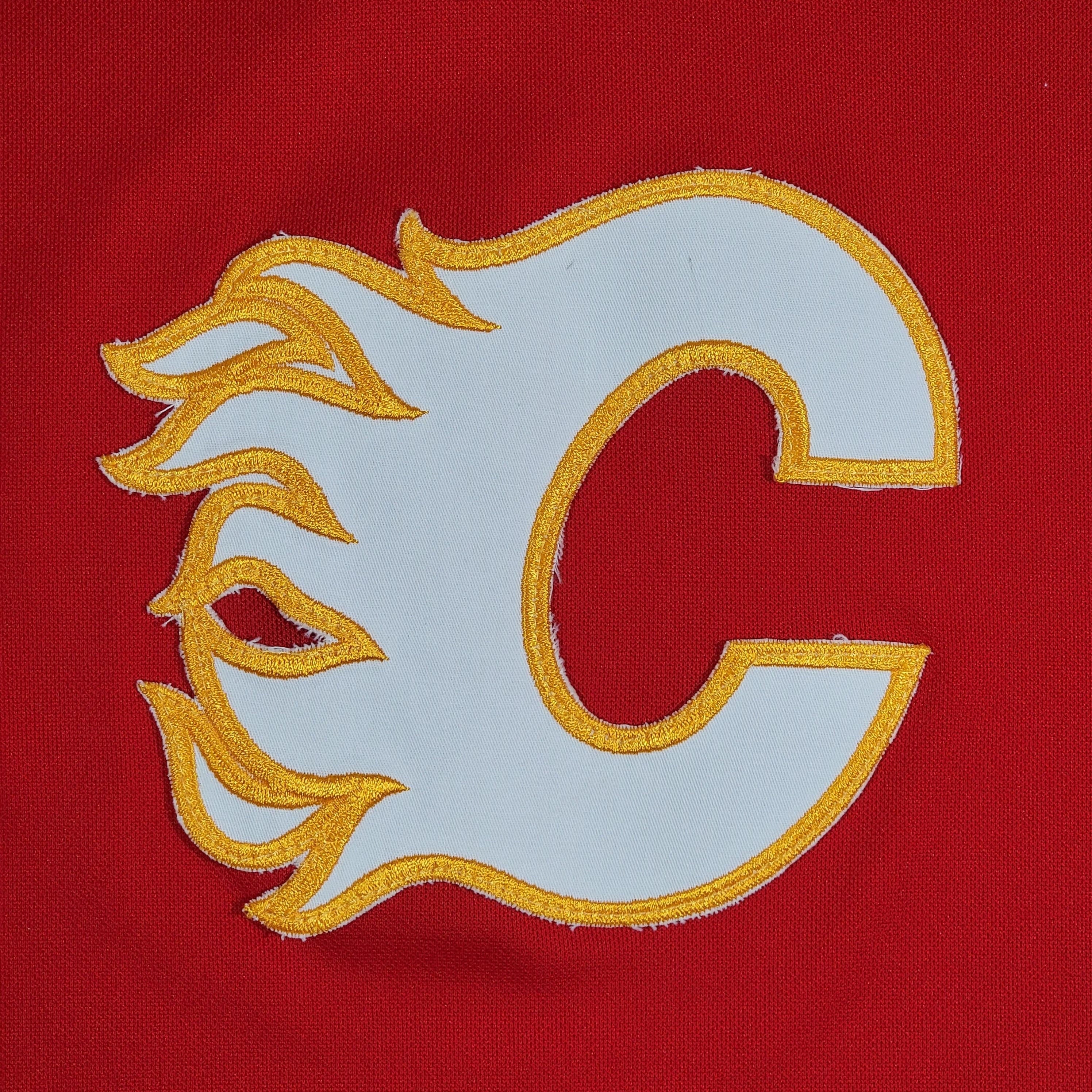 Calgary Flames Vintage 80s Ccm Youth Hockey Jersey - Size Youth Large Fits Men's Xs - Image 3