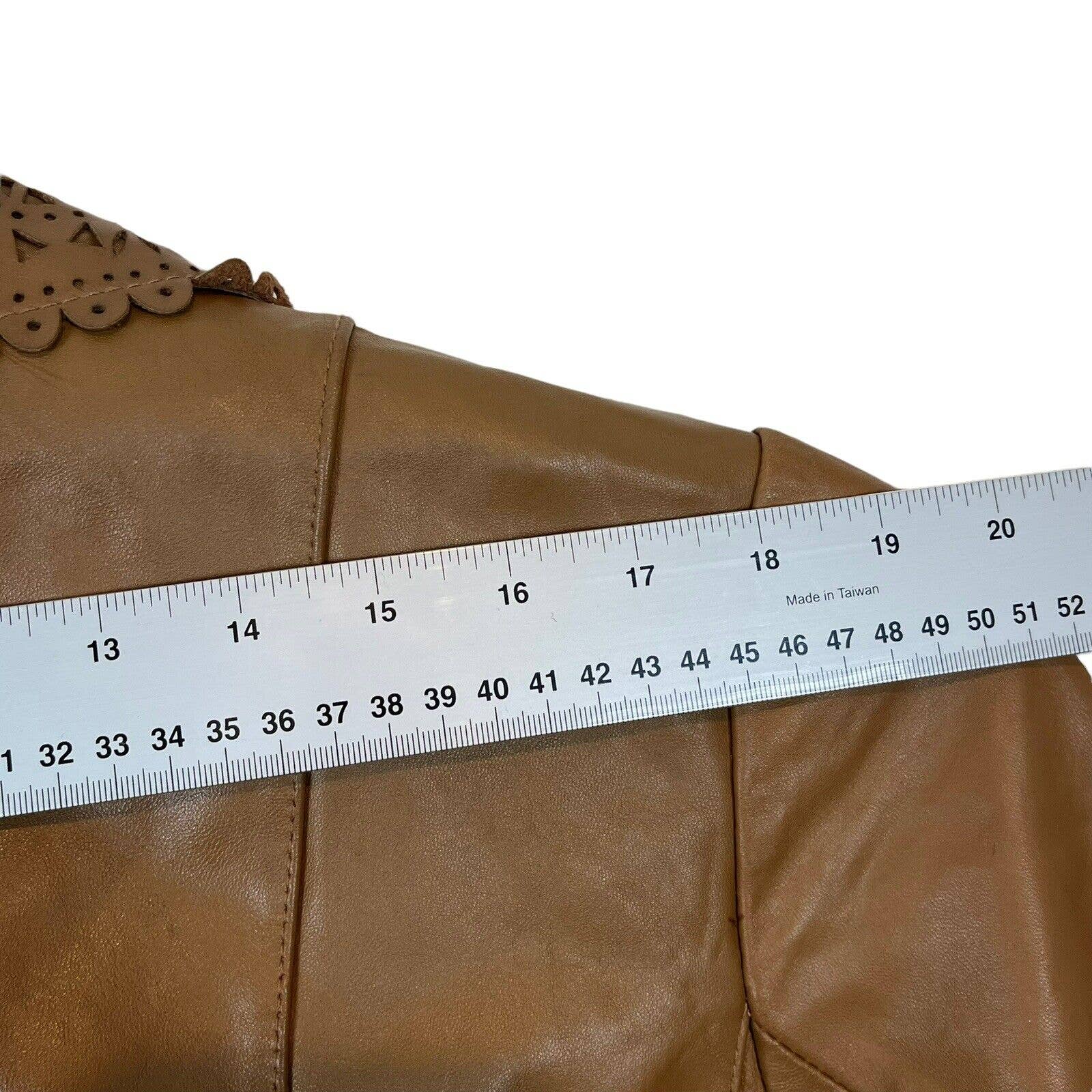 Caramel Tan Jacket Womens Laser Cut Floral Scallop Trim Size Xl by Wilsons Leather - Image 7