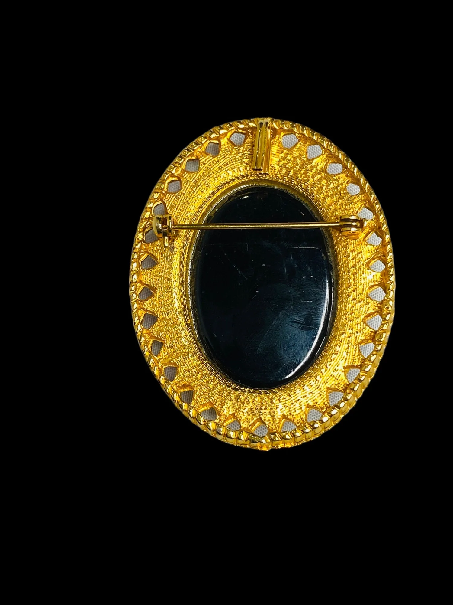 Celebrity Rose Cameo Pendant Brooch Earrings Set Gold Tone Set On Jet Black by Celebrity Rose - Image 5
