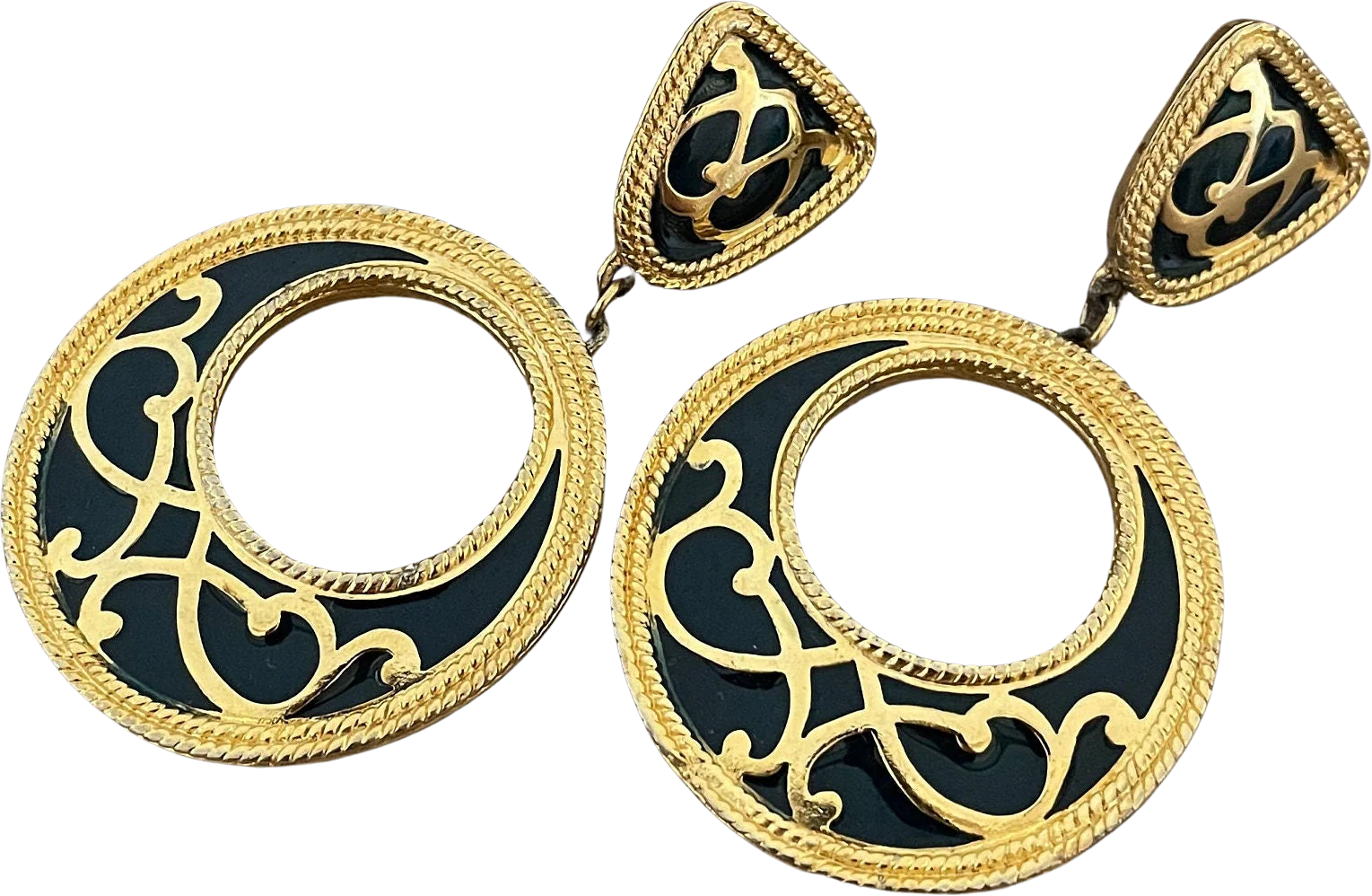 Chic Etruscan Dangling Green Enamel Scroll Ring Hoop Statement Earrings for Pierced Ears