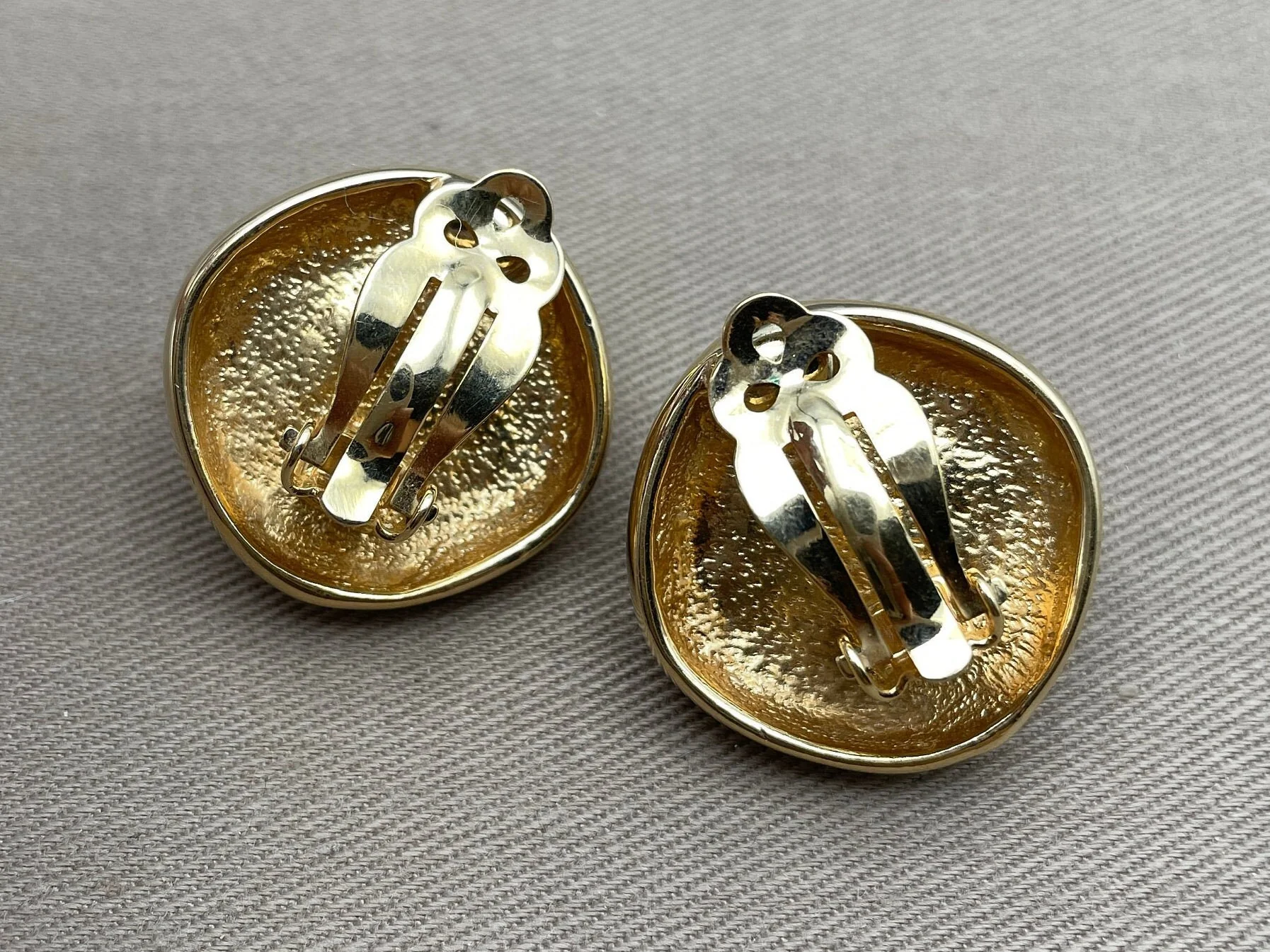 Chic Glass Amethyst French Gold Clip On Statement Earrings - Image 6