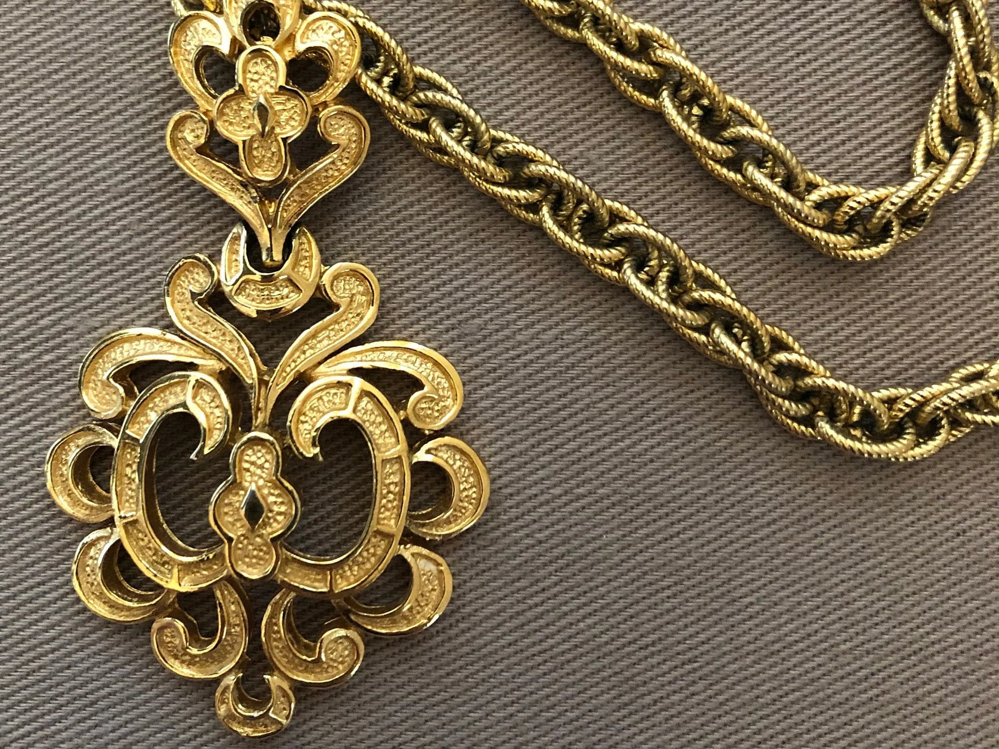 Chic Trifari Scroll Pendant Necklace Openwork Filigree Statement Pendant Choker by Trifari - Image 2
