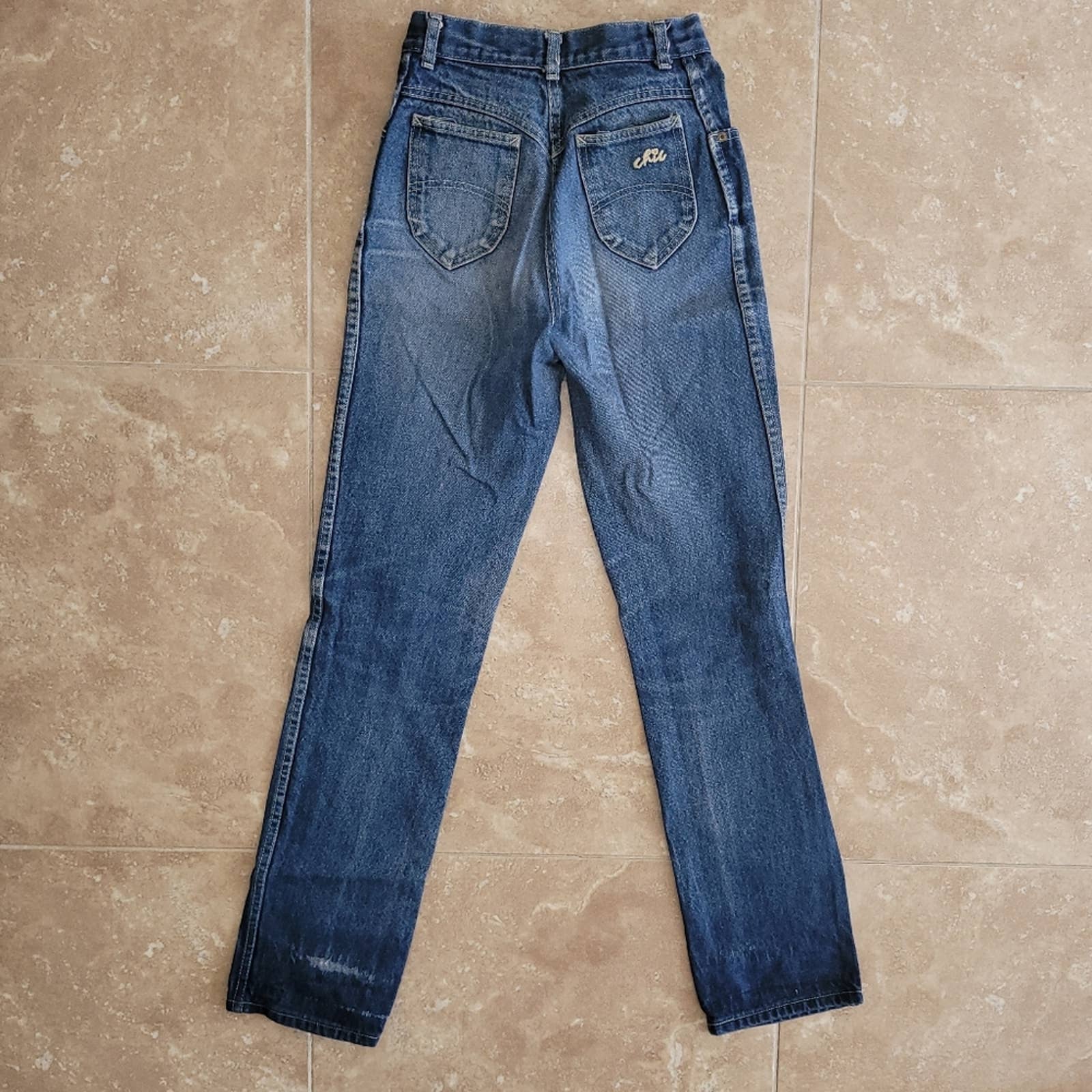 Chic Vintage Medium Wash High Waist Mom Jeans with Contrast Stitching by Chic - Image 2