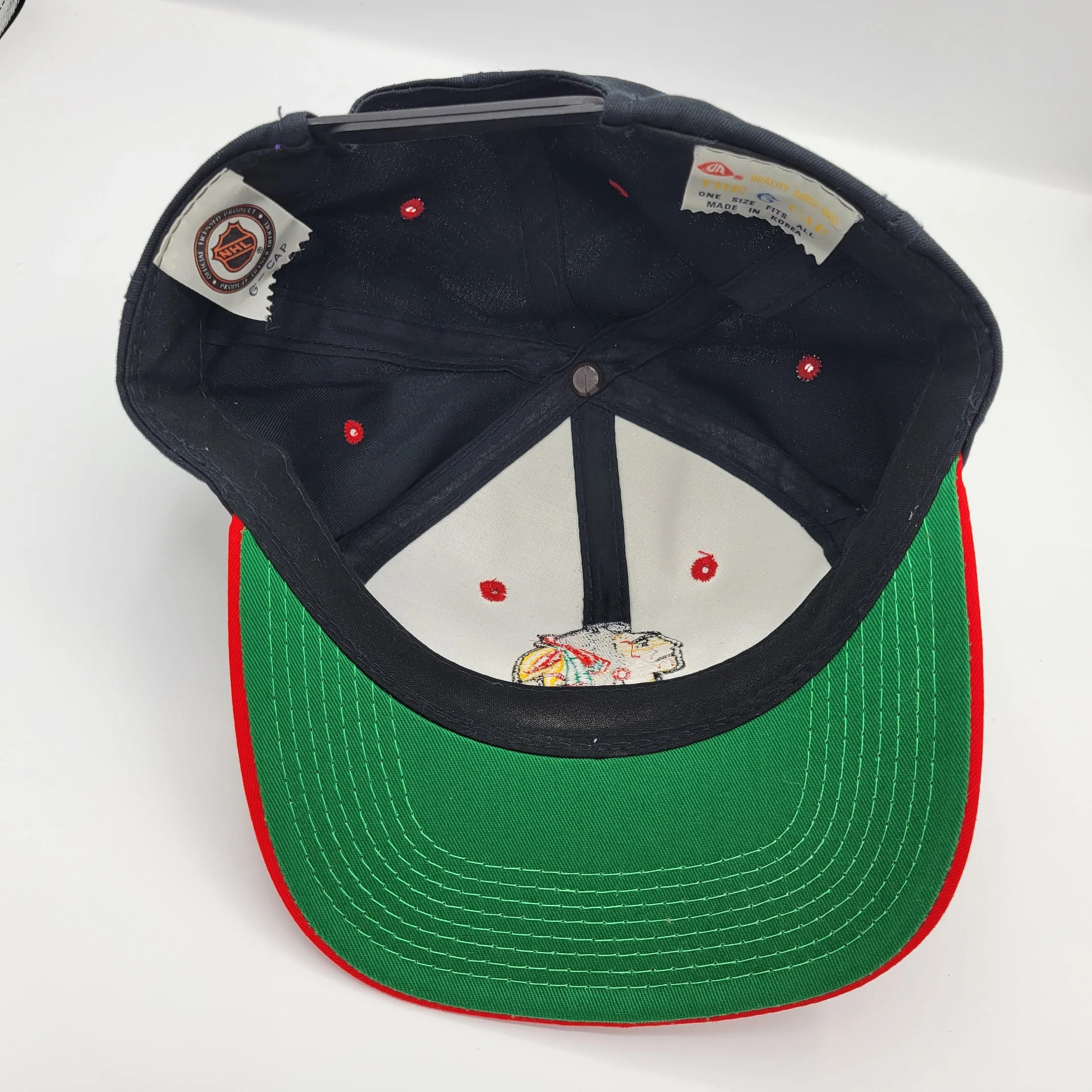 Chicago Blackhawks Vintage 90s G Cap Snapback Hat Nhl Hockey Black Red Hat Stitched On Logos Green Under Bill - Image 4