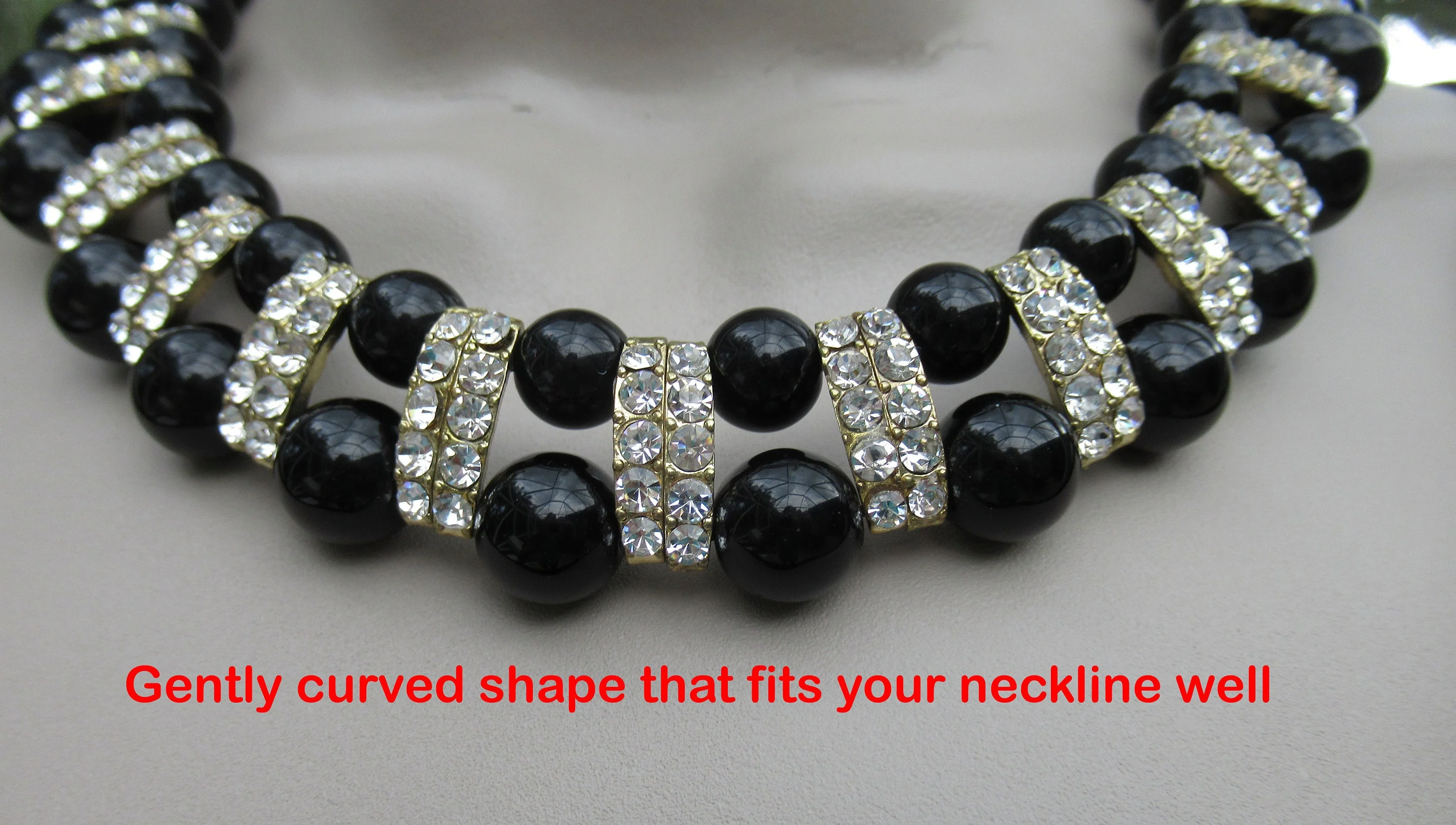 Choker Necklace Black and Clear Rhinestones Alternating Rows of Black Round Beads with Rhinestones Extender Back Clasp Unsigned Vintage - Image 9