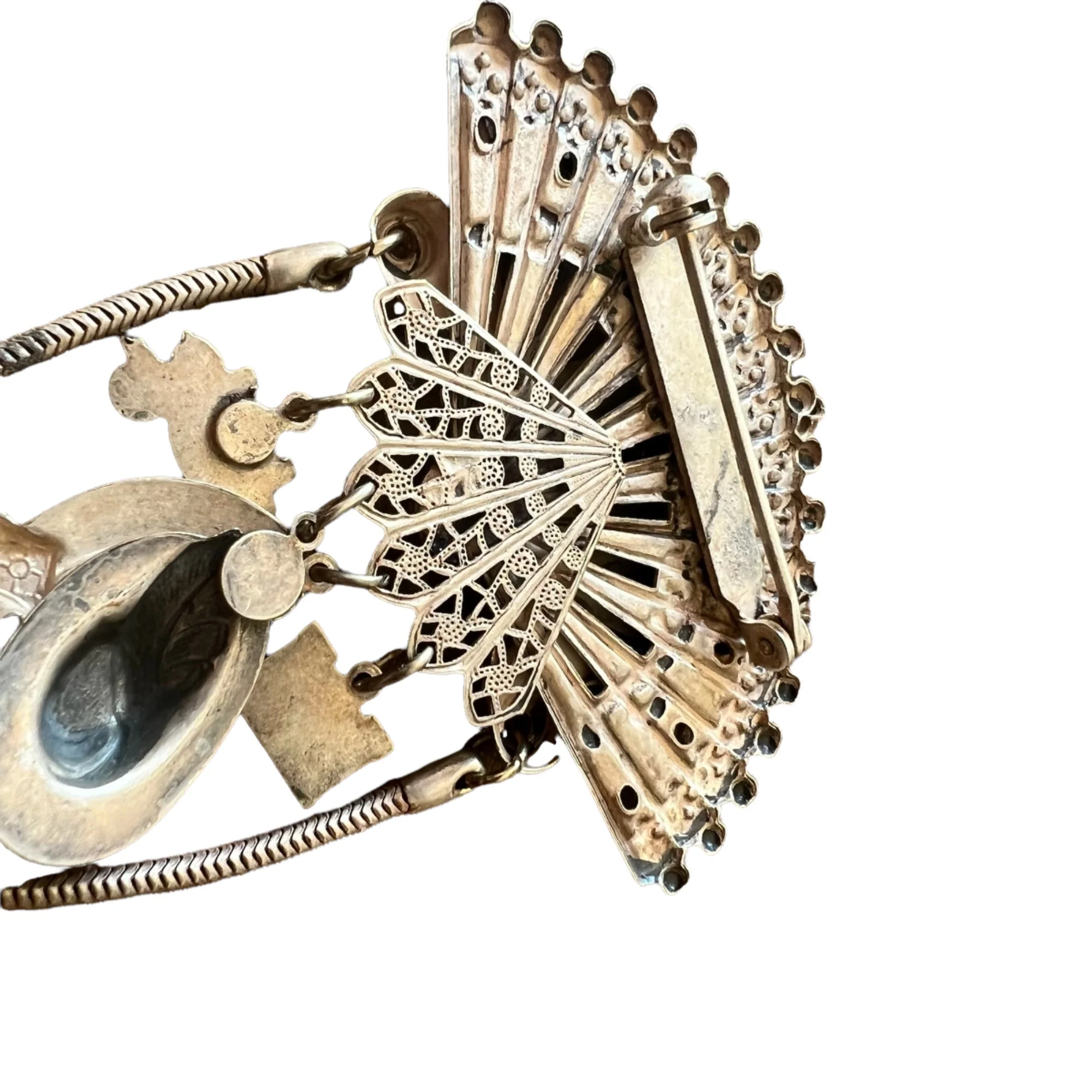 Cinderella Carriage Brooch With Dangle Charms - Image 5