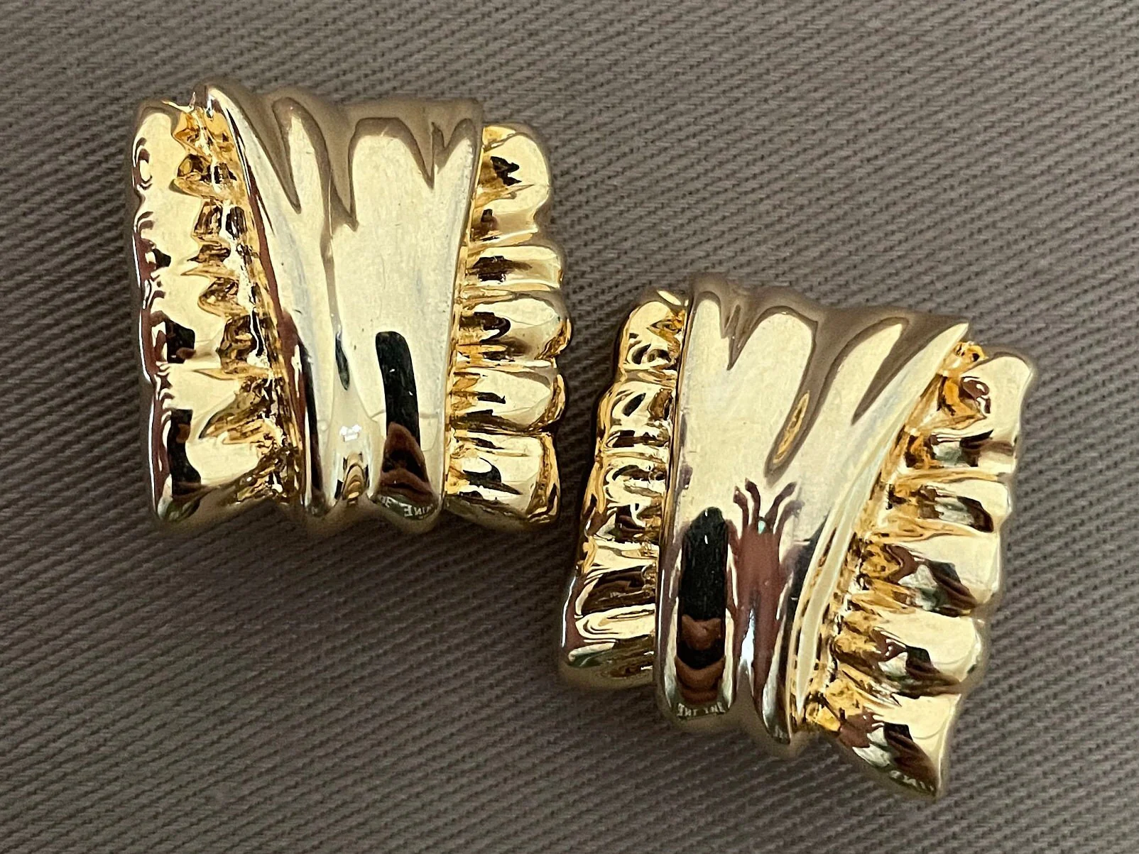 Classic Gold Square Clip On Statement Earrings Ripple Design - Image 2