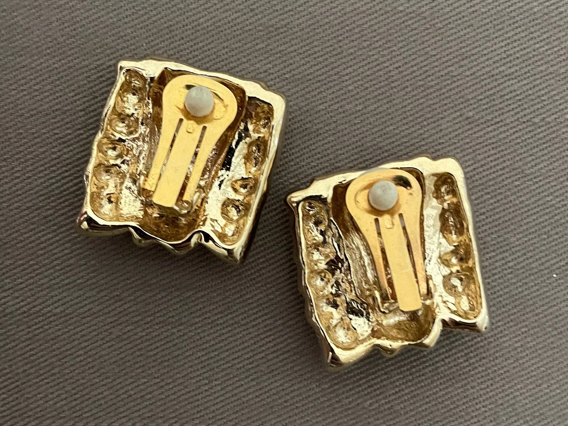 Classic Gold Square Clip On Statement Earrings Ripple Design - Image 3