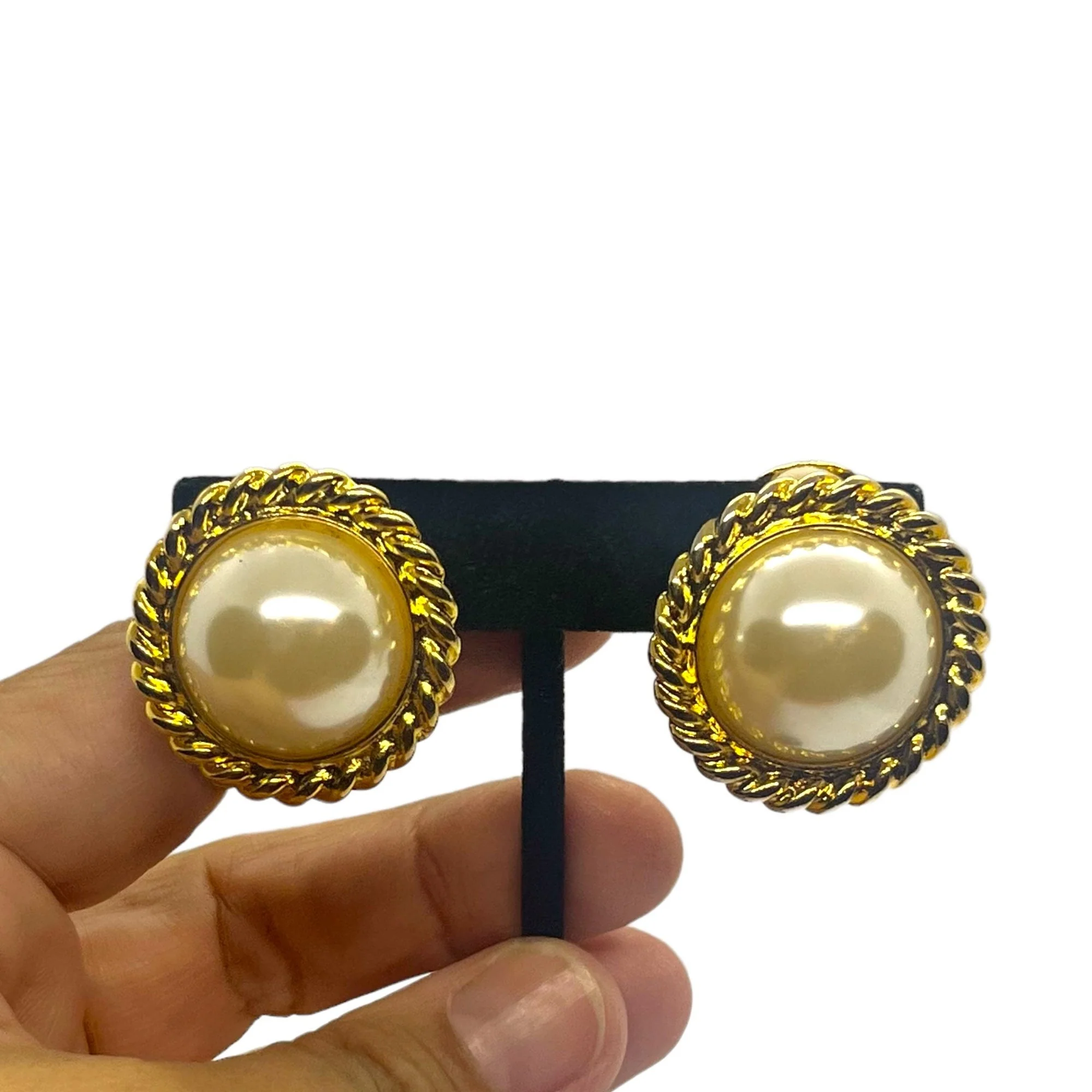 Classic Vintage Pearl Dome Earrings 80s 90s Chunky Runway Gold Tone Rope Edge Chunky Button Quality - Image 2
