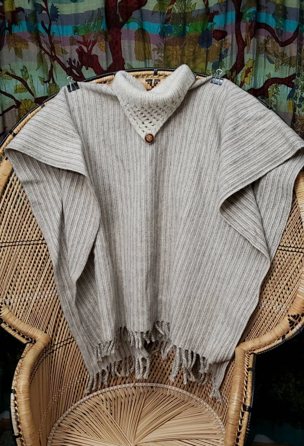 Clearance 70s Neutral Wool Button Collar Poncho One Size - Image 2