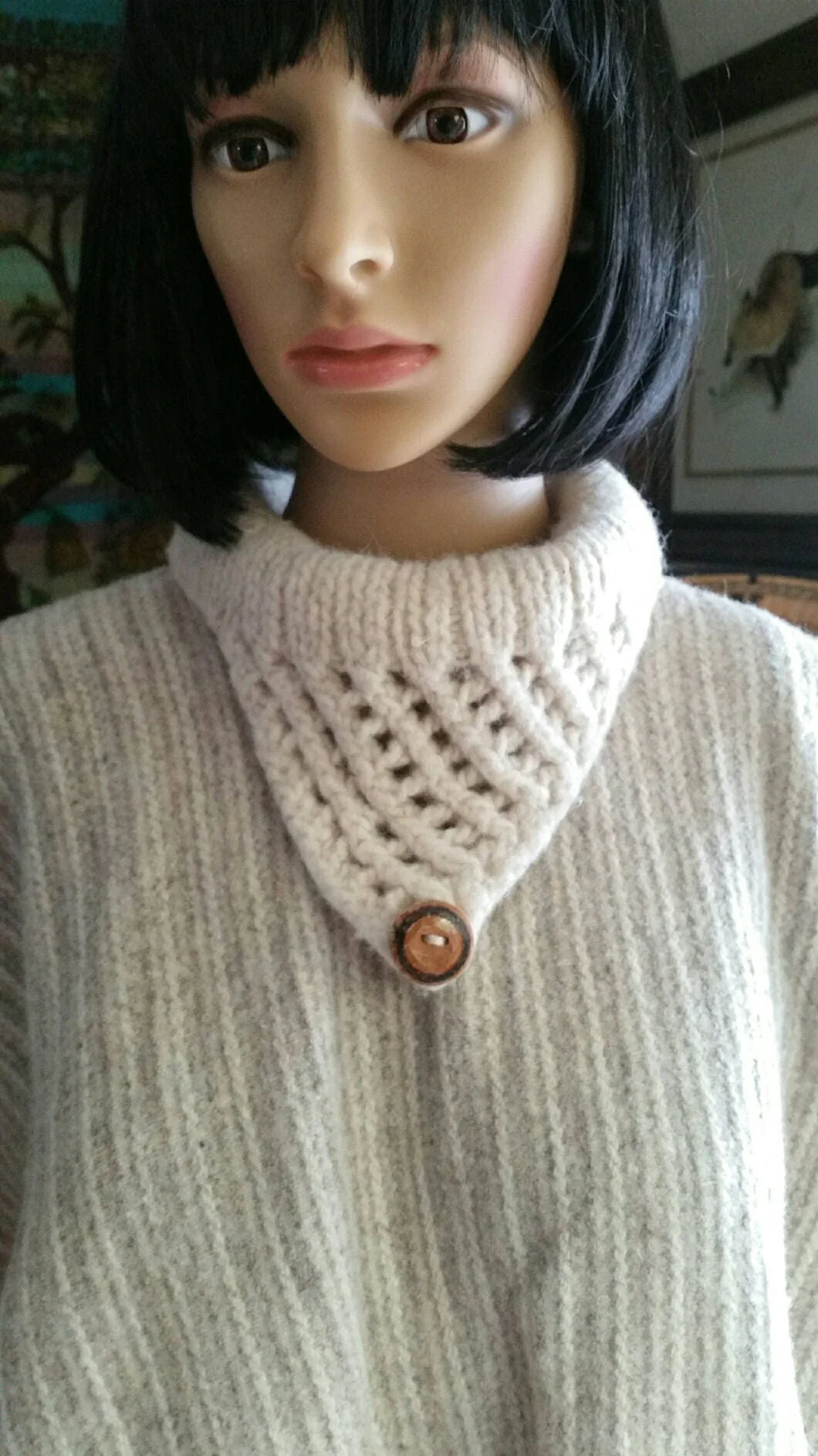 Clearance 70s Neutral Wool Button Collar Poncho One Size - Image 8