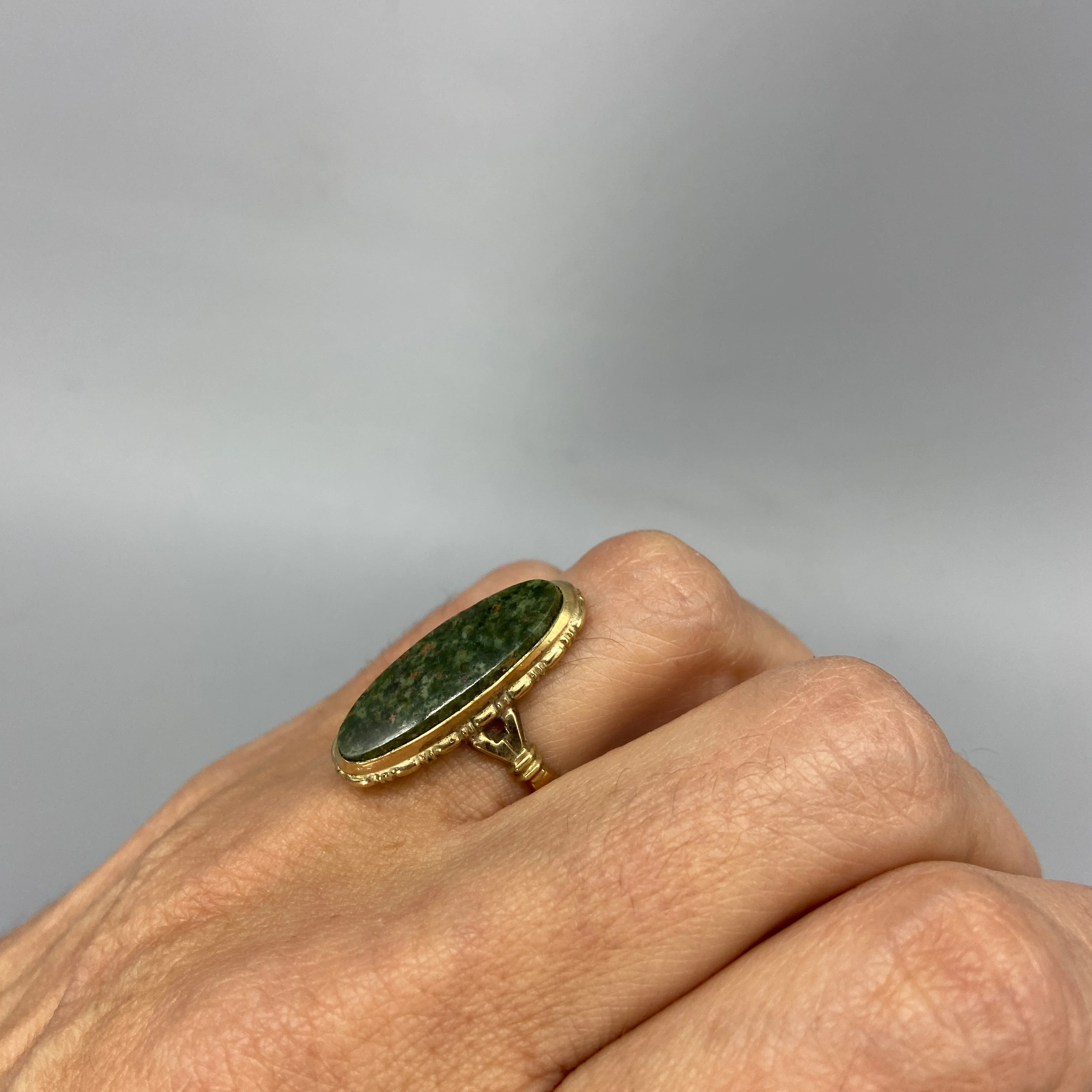 Cocktail Ring Gold And Green Stone By Uncas - Image 10