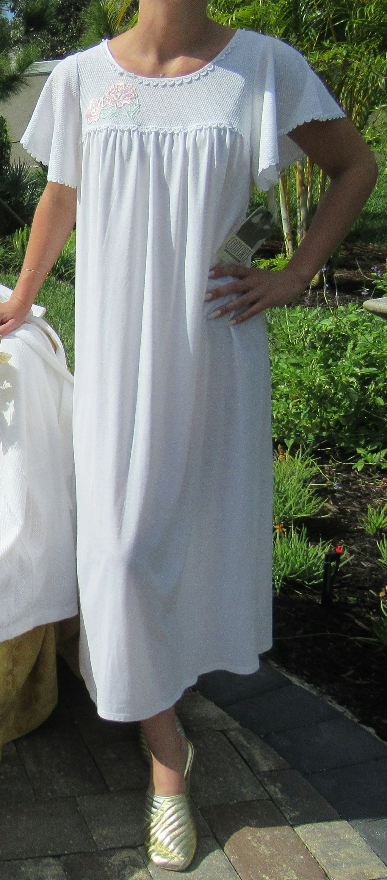 Comforts Robe and Nightgown Waffle Weave White Set Wrap Front Robe Angel Wing Gown Original Shadowline by Shadowline - Image 6