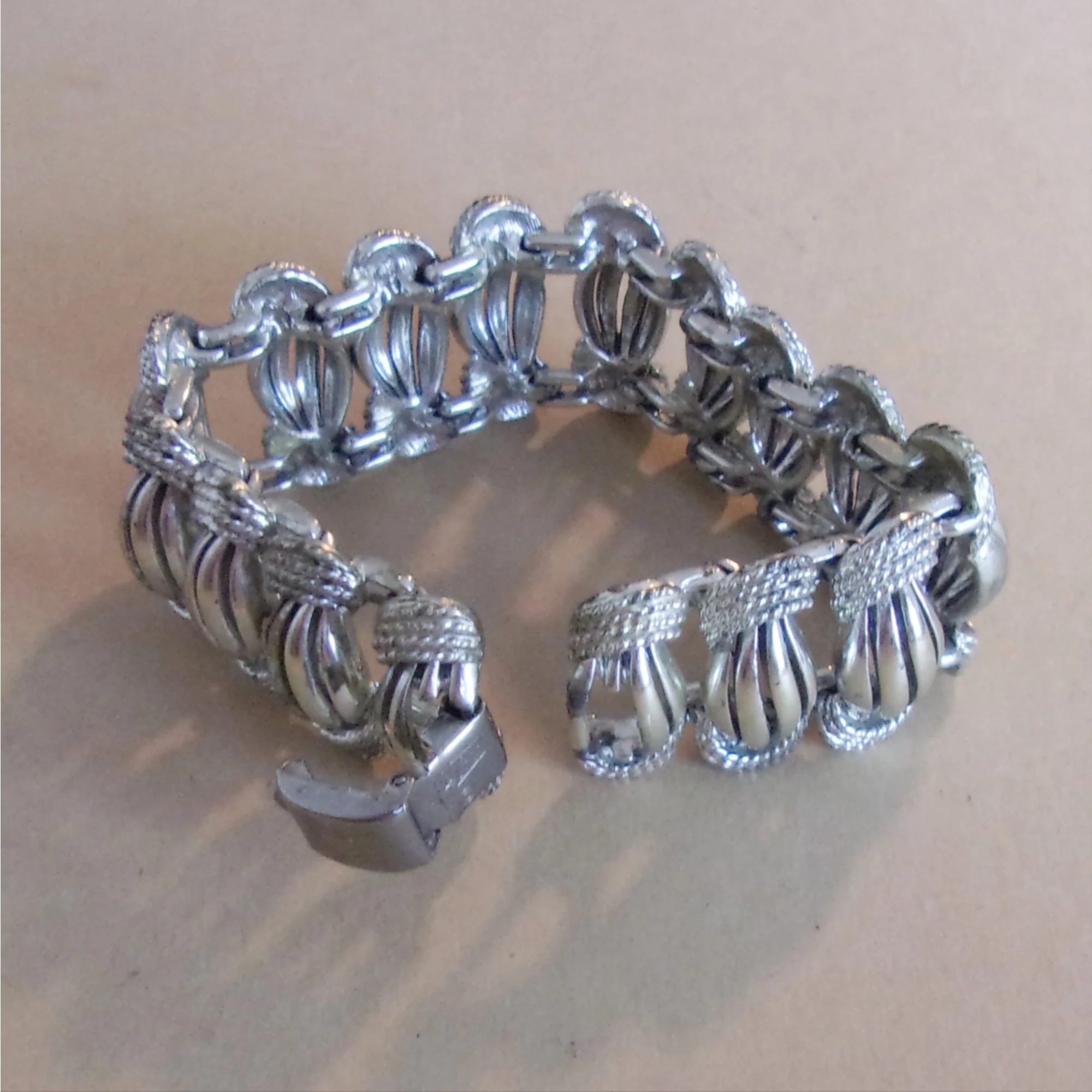 Coro Pegasus Bracelet Swirls Rope Design By Coro Pegasus - Image 3