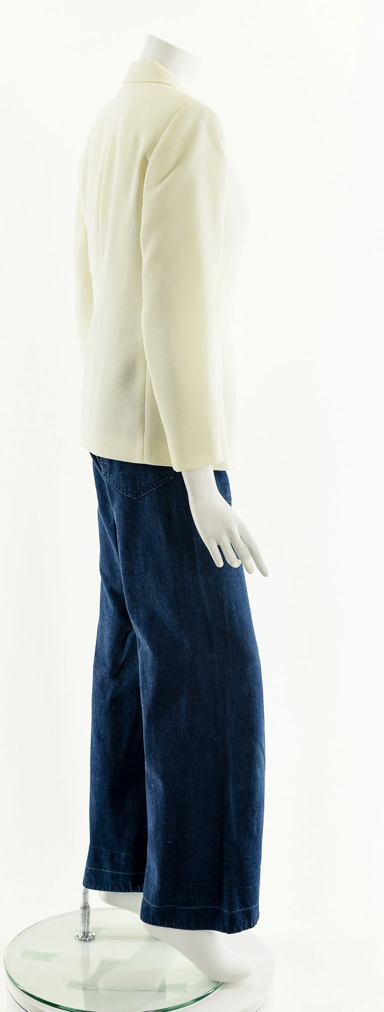 Creamy Off White Crepe Power-Suit Blazer - Image 6