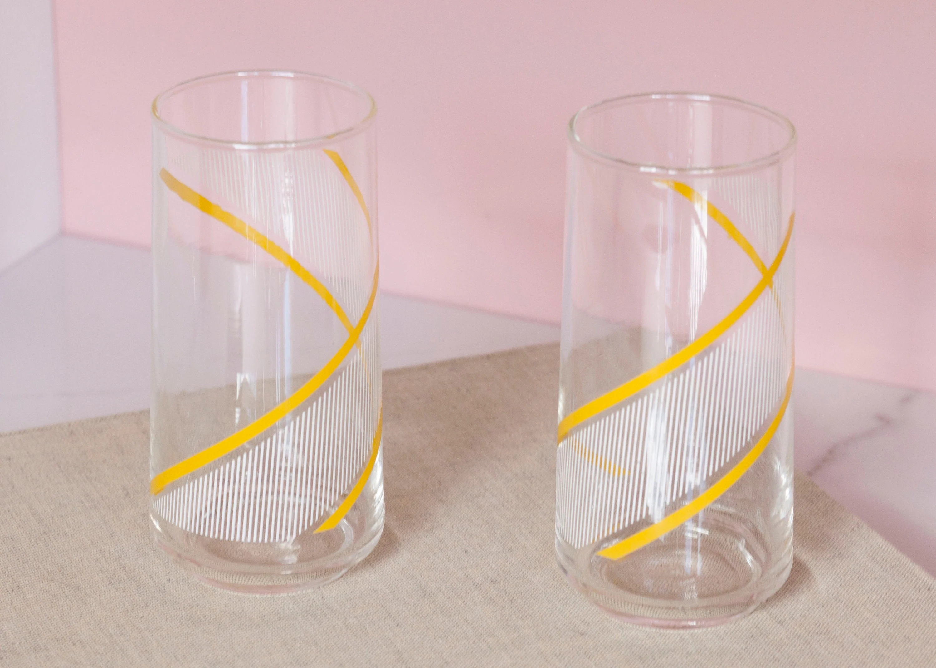 Crisa Yellow and White Swirl Tumblers Set of Four Retro Mid Century Barware by Georges Briard - Image 8