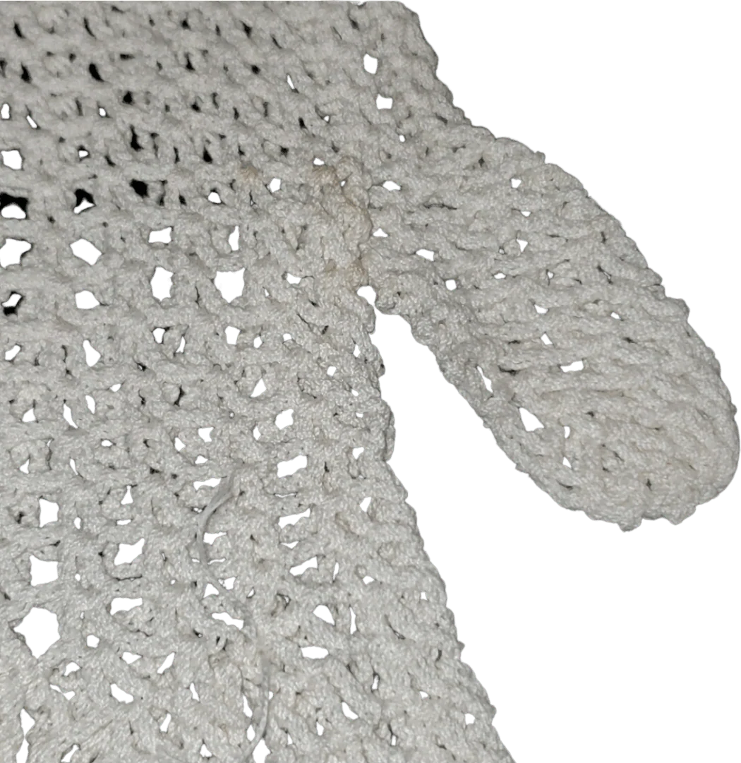 Crocheted Wrist Length Gloves - Image 2