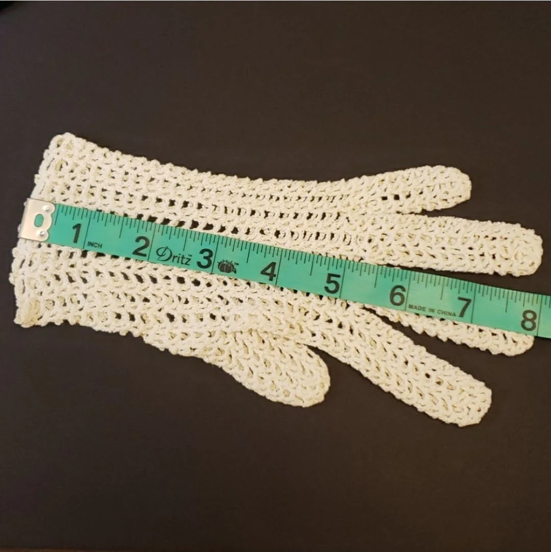Crocheted Wrist Length Gloves - Image 6