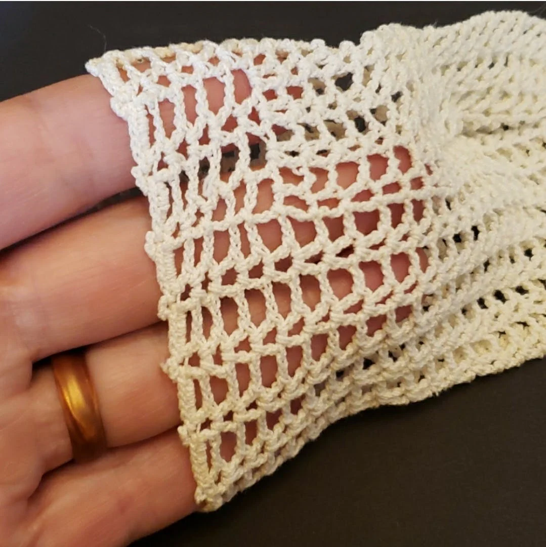 Crocheted Wrist Length Gloves - Image 8