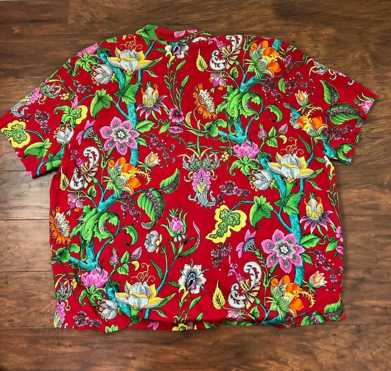 Curvy 2x Vintage 80s Bright and Bold Floral Button Up by Clio II - Image 2