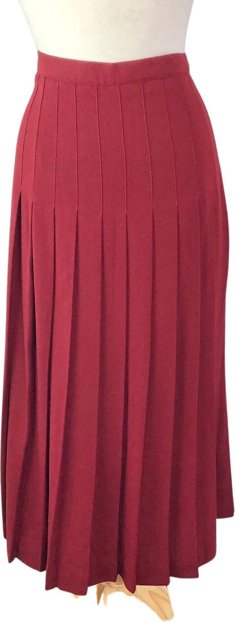 Curvy 90s Pleated Burgundy Skirt “the Folio Collection” by Saks Fifth Ave