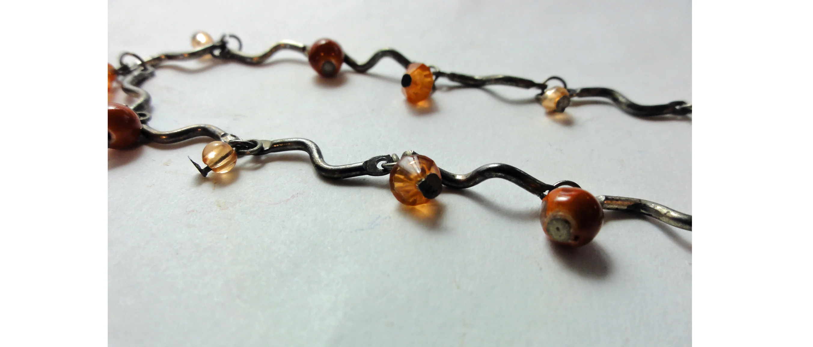 Dainty Necklace Dangle Bead Silvertone Curly Chain - Image 4