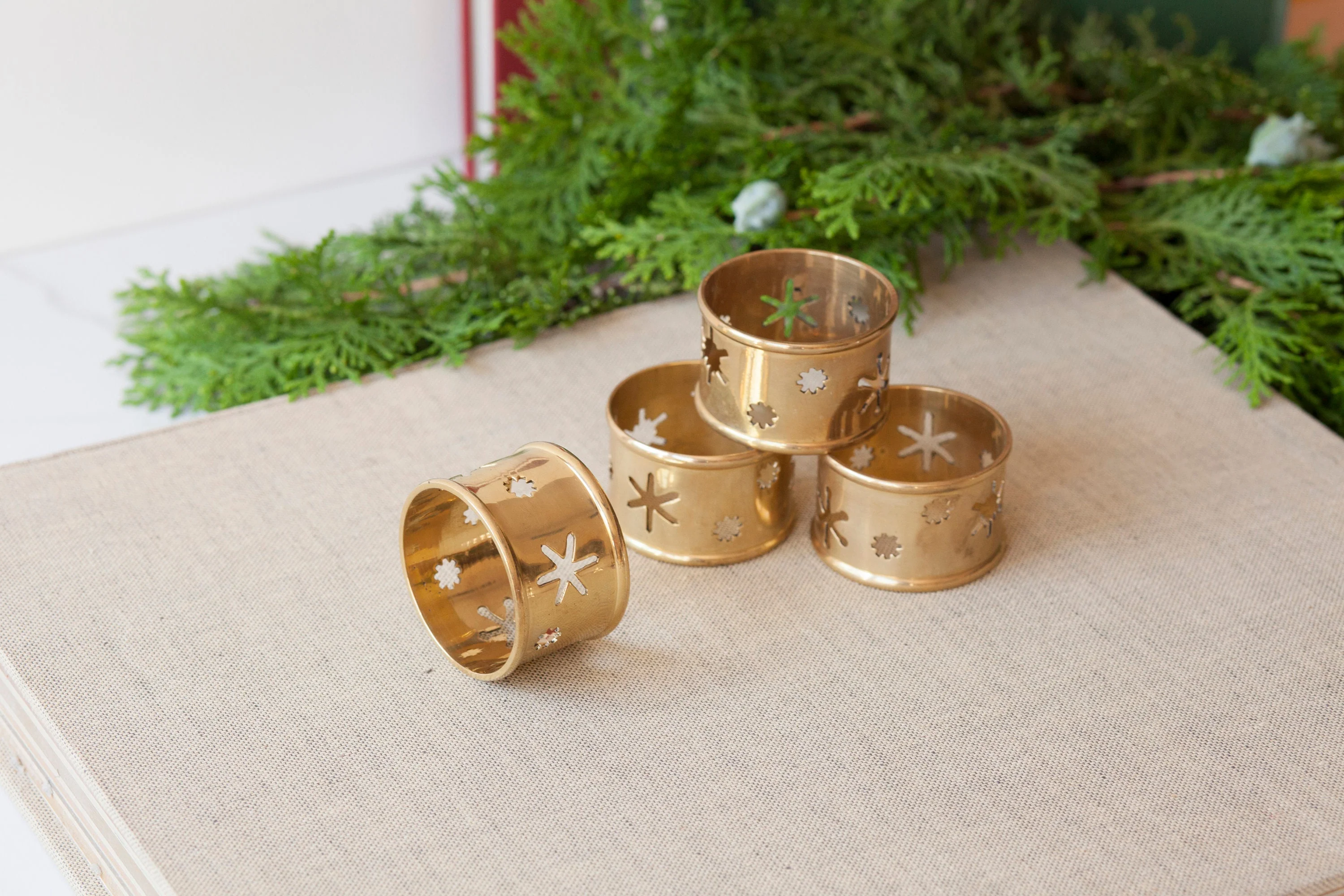 Dansk Gifts Brass Napkin Rings Set of Twelve Vintage - Image 7
