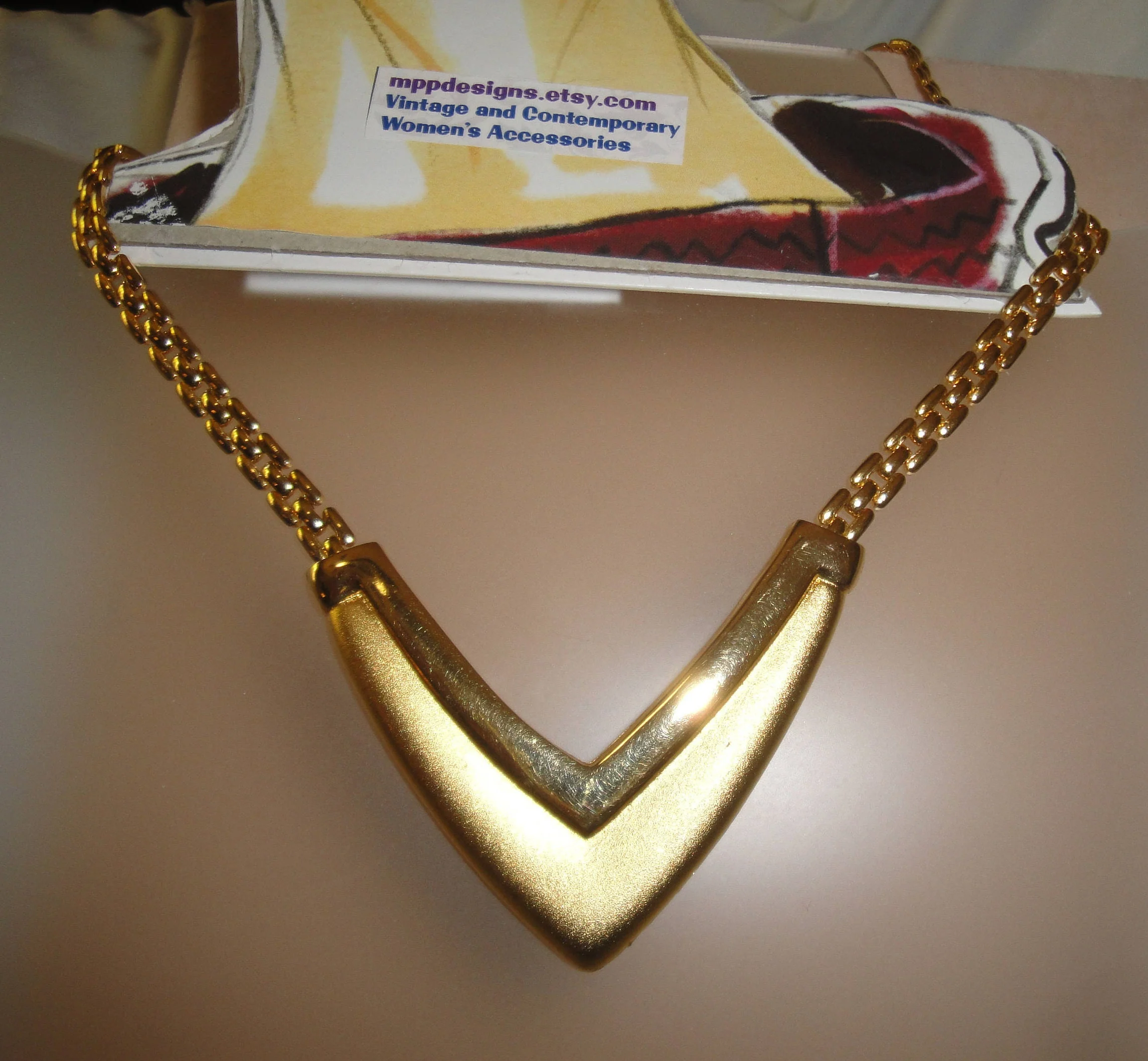 Daria Shiny Brushed Metal Necklace V-Shape 2 and 1/2 Inch Wide Center On Chain 21 Inches Long Fold Over Back Clasp Gold Tone Metal Vtg - Image 5