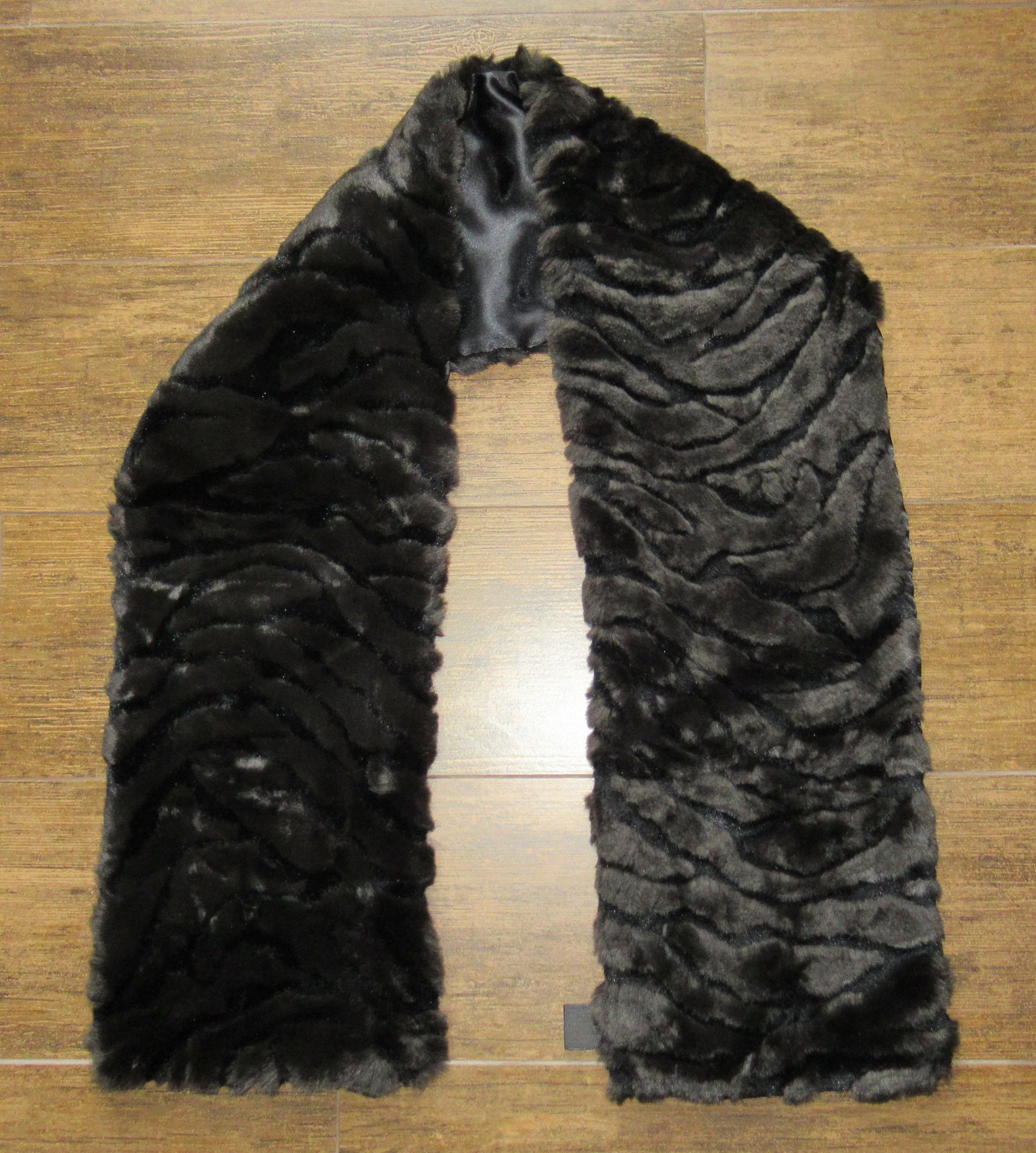 Dark Brown Faux Fur Scarf Or Collar Accents Label Made In Korea Lined Well Made Versatile Chic Vintage - Image 8