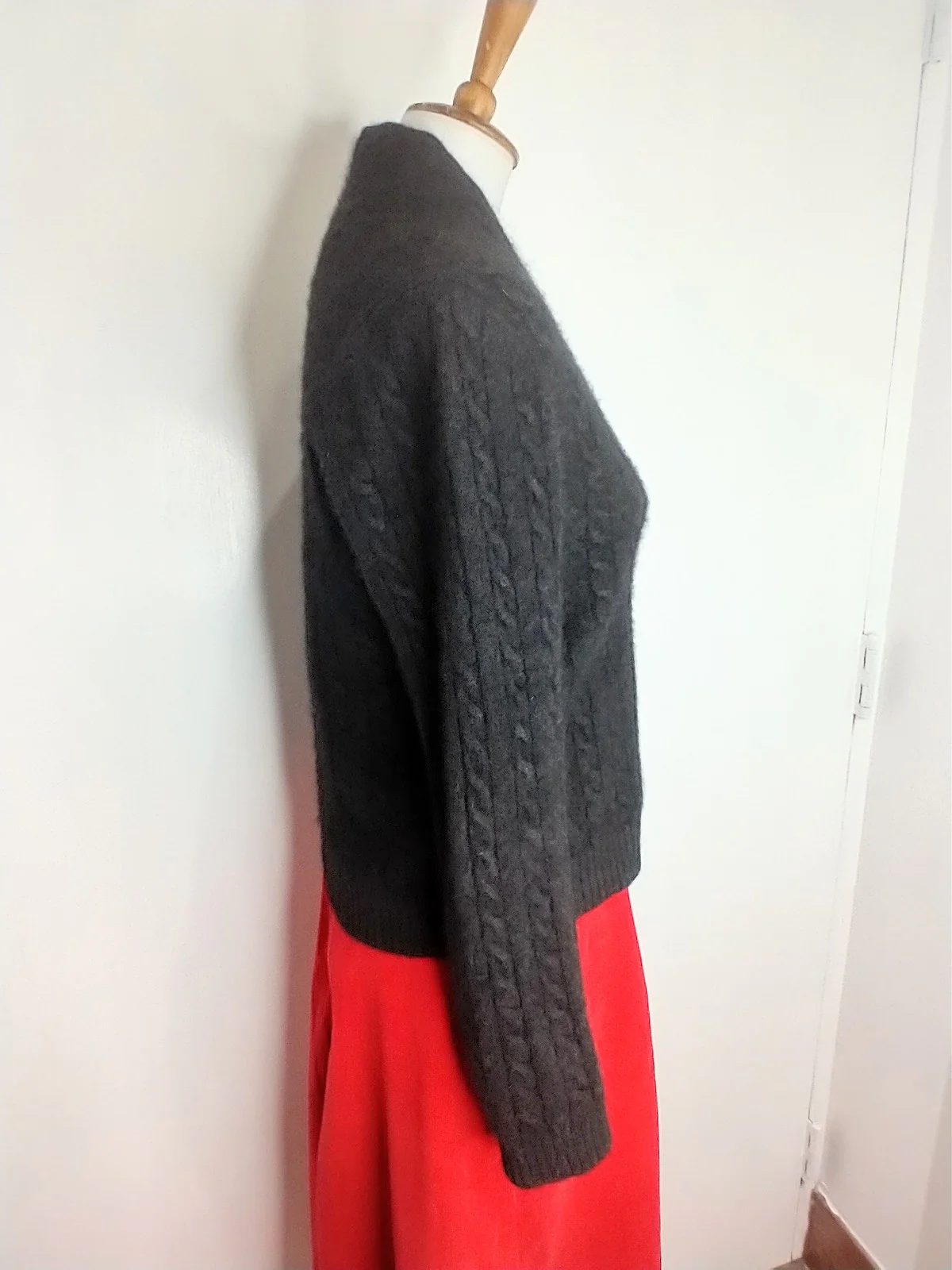 Dark Charcoal Cashmere Cable Sweater By Lauren - Image 4