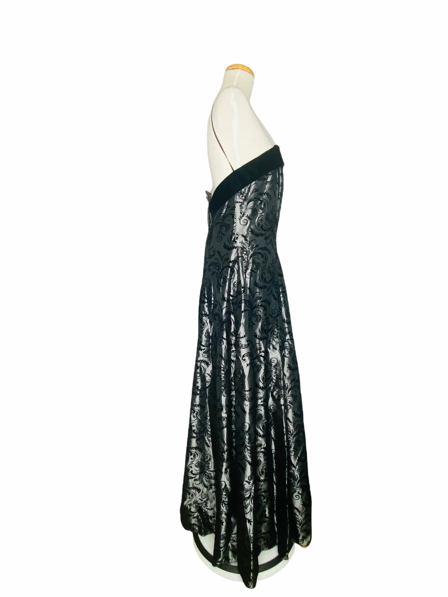 Dave and Johnny Vintage Gown Jacquard Spaghetti Straps by Dave & Johnny - Image 3