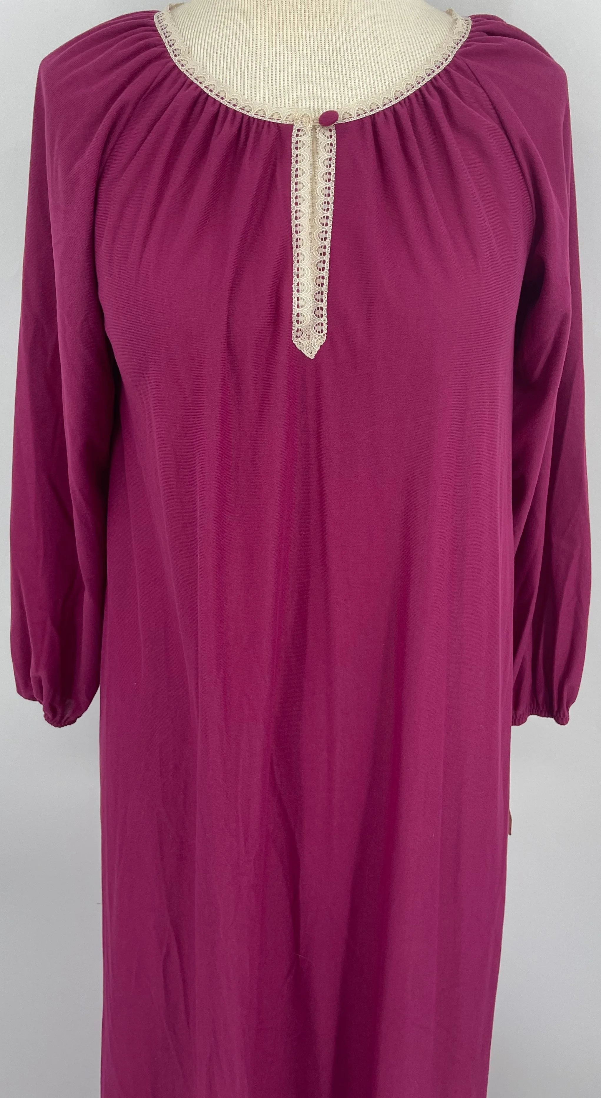Deadstock Purple Nylon Nightgown By Vanity Fair - Image 4