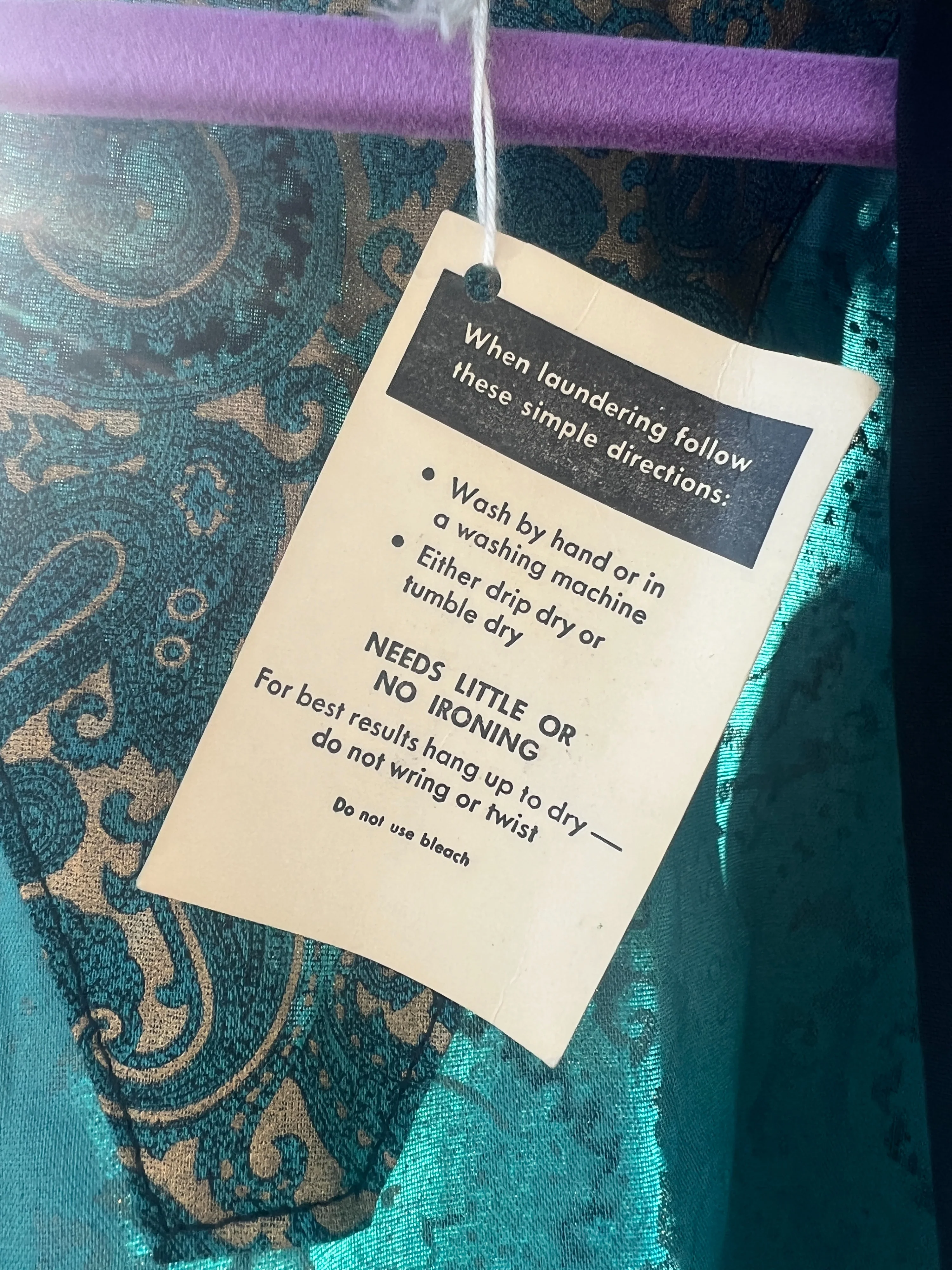 Deadstock Teal and Gold Paisley Robe - Image 3