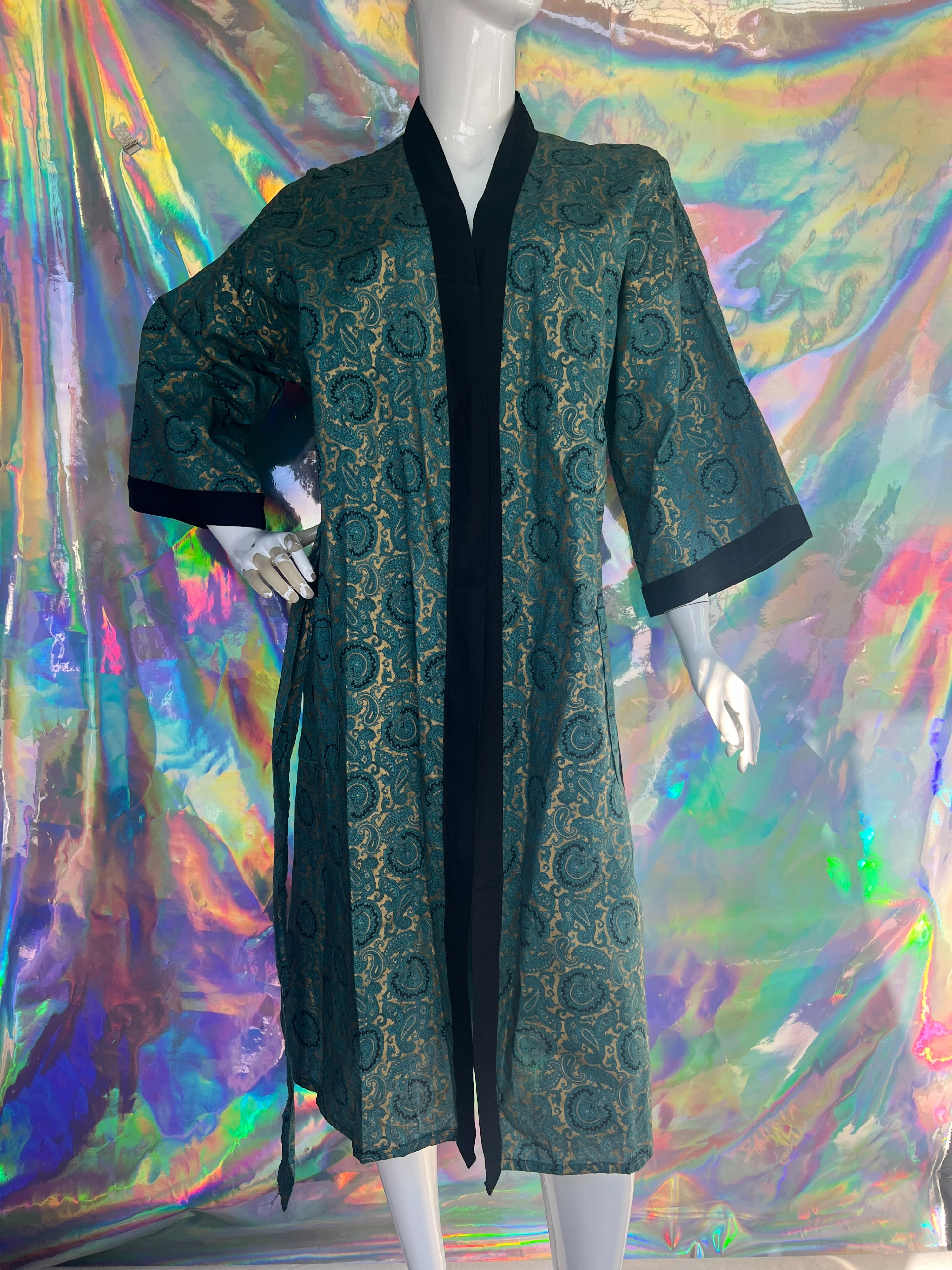 Deadstock Teal and Gold Paisley Robe - Image 8