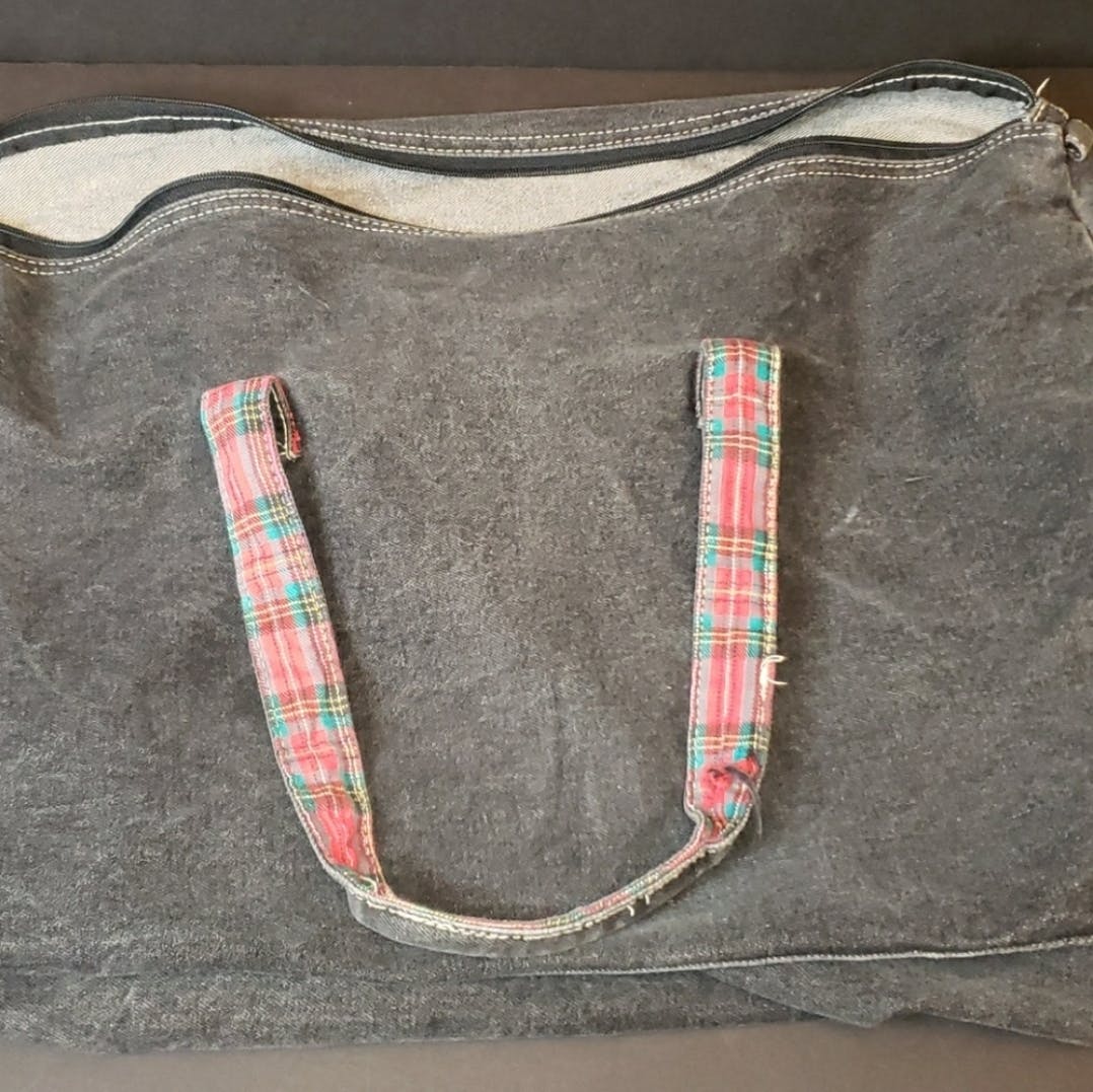 80's Denim Weekend Overnight Duffle Bag by Gitano - Image 16
