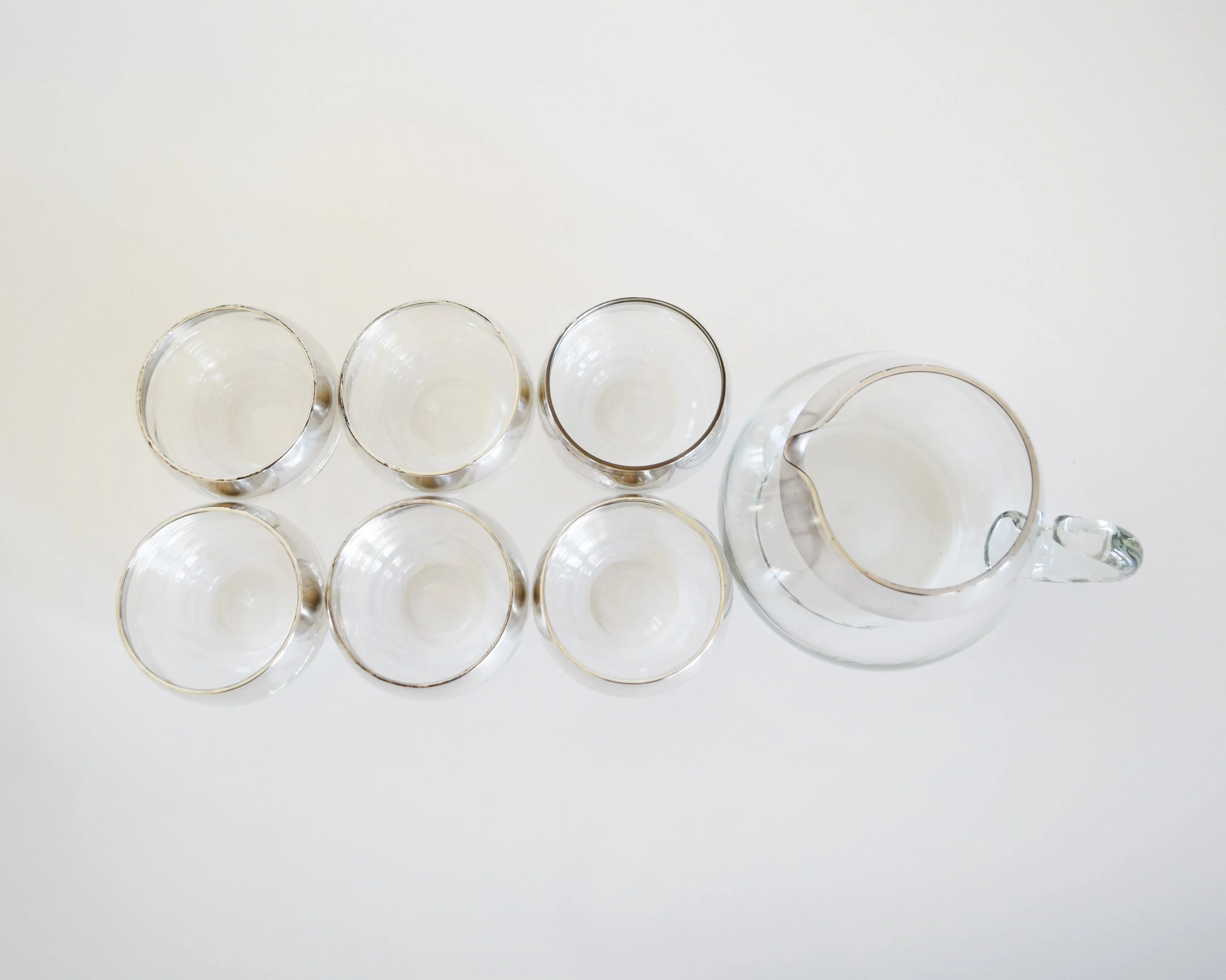 Dorothy Thorpe Cocktail Set with Pitcher Mid Century Modern Silver Roly Poly Glasses, Vintage 60s Silver Rim Glasses, 60s Barware - Image 3
