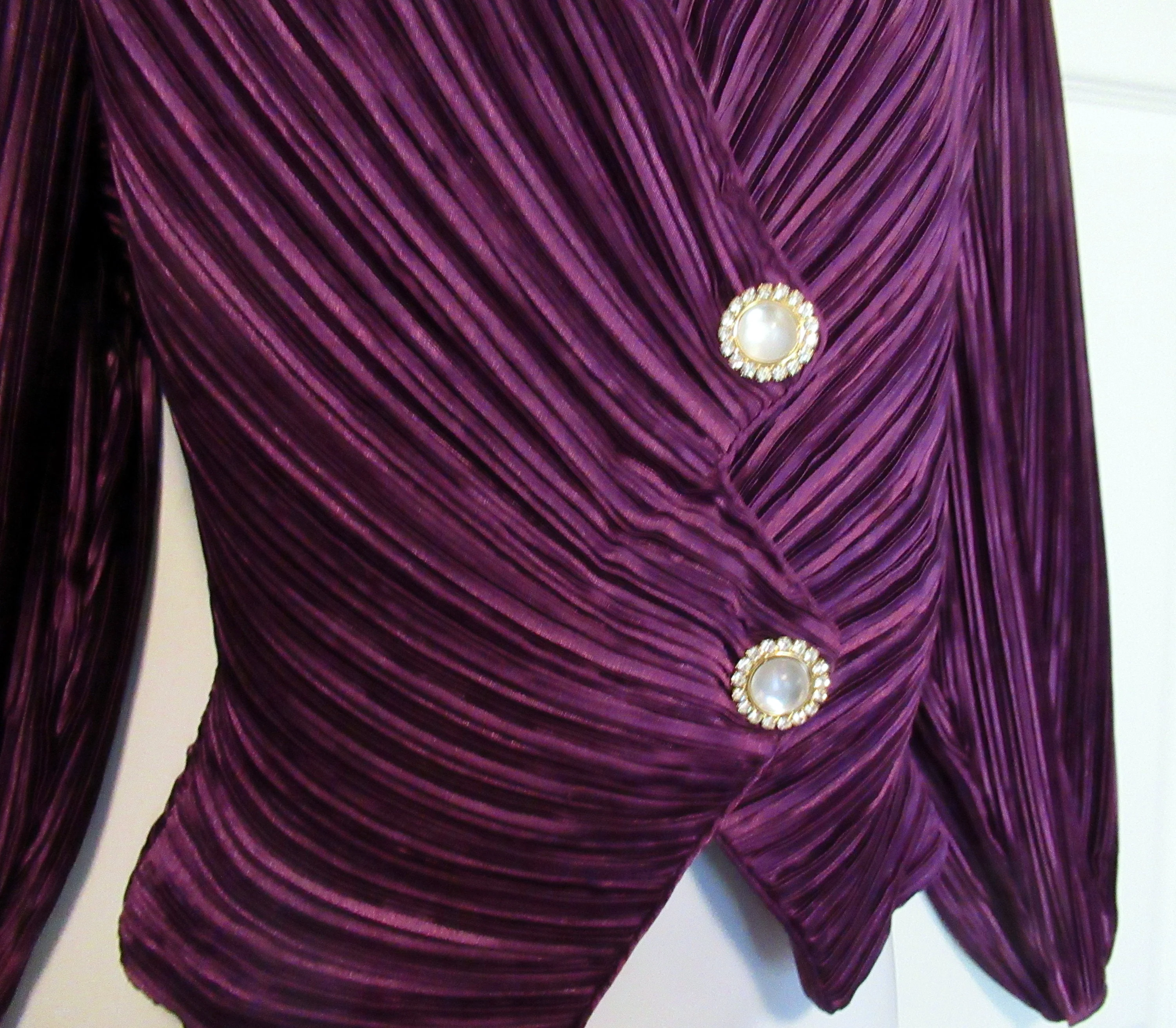 Dressy Top George F Couture Purple Double Breasted Fortuny Pleated Rare Puffed Sleeves Padded Shoulder Vneckline by George F Couture - Image 3