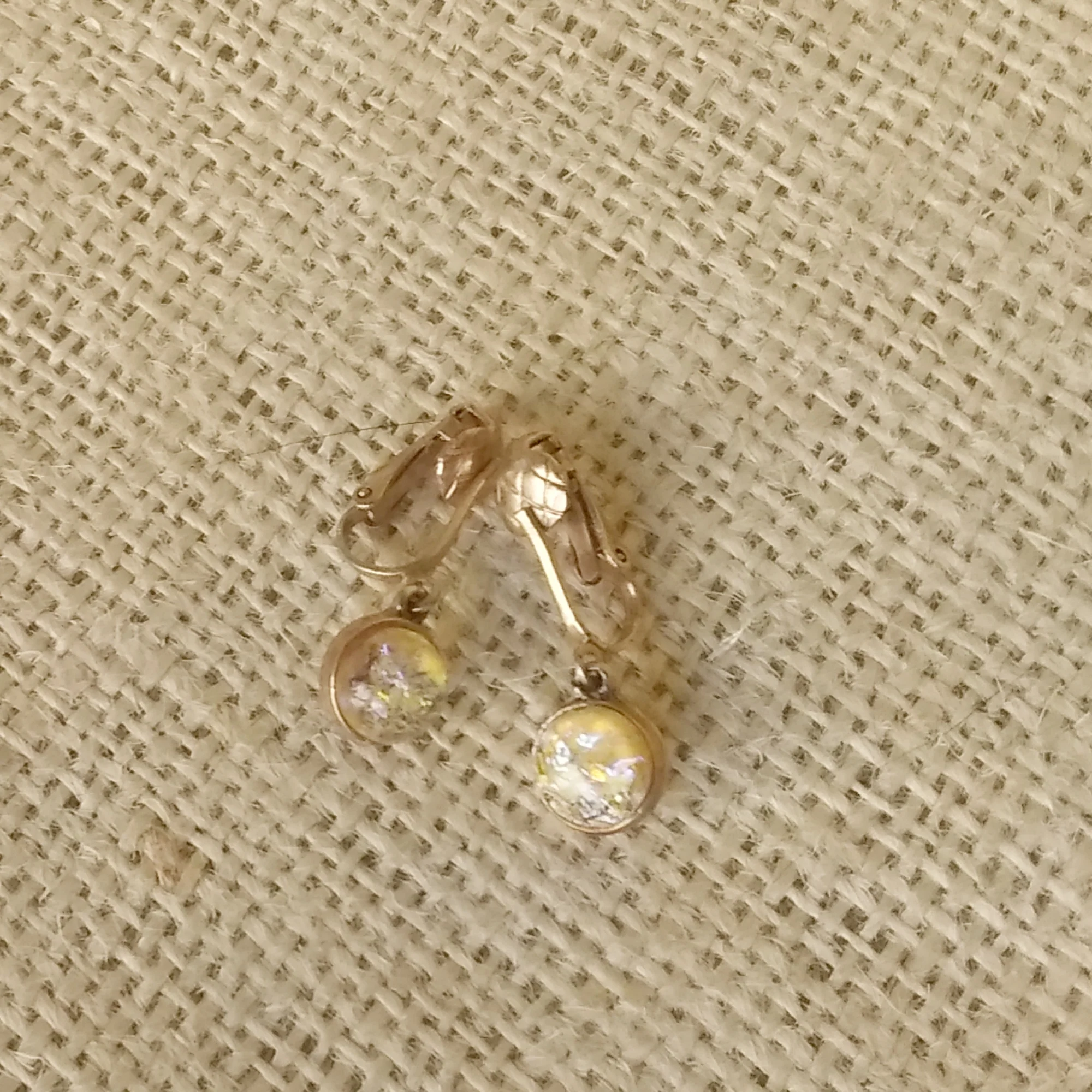 Earrings Confetti Faux Opal Dangle Goldtone Clipon - Image 4
