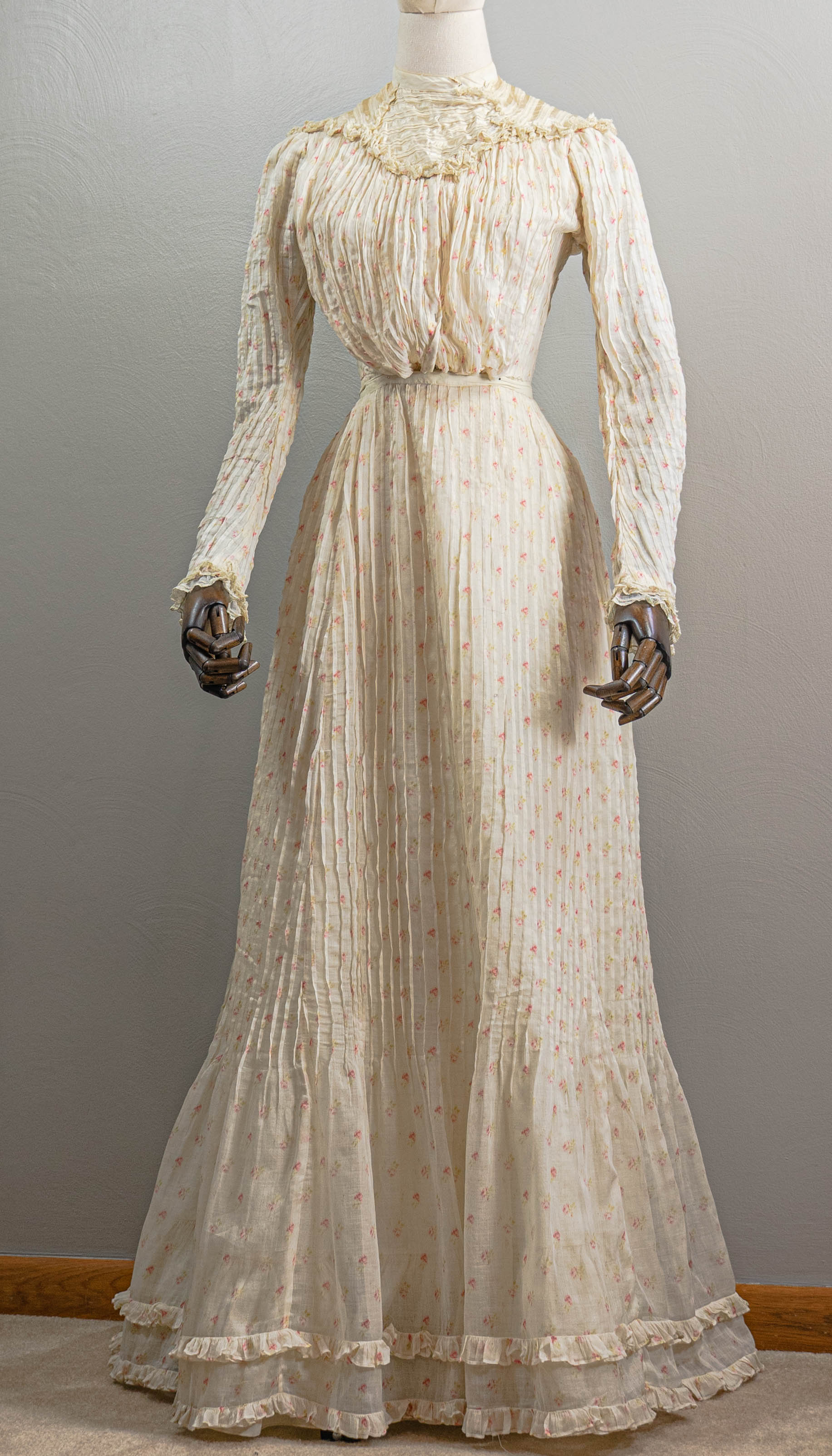 Edwardian Romantic Rose Printed Cotton Dress Pin-tucking - Image 3
