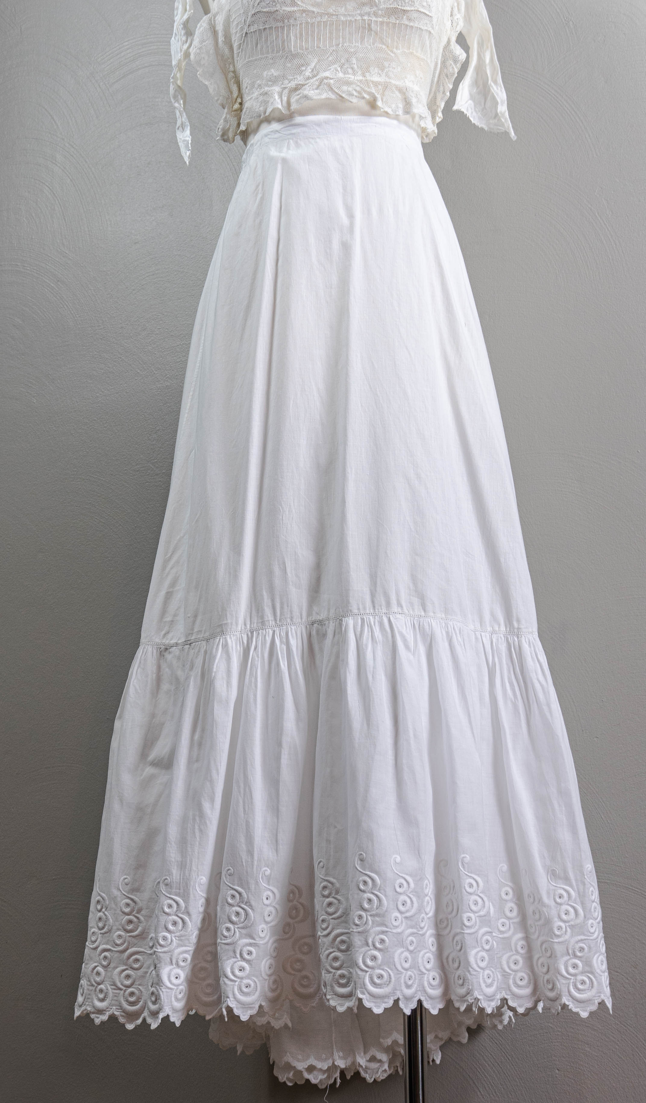Edwardian Ruffly White Cotton Skirt Embroider Hem, Train - Image 3
