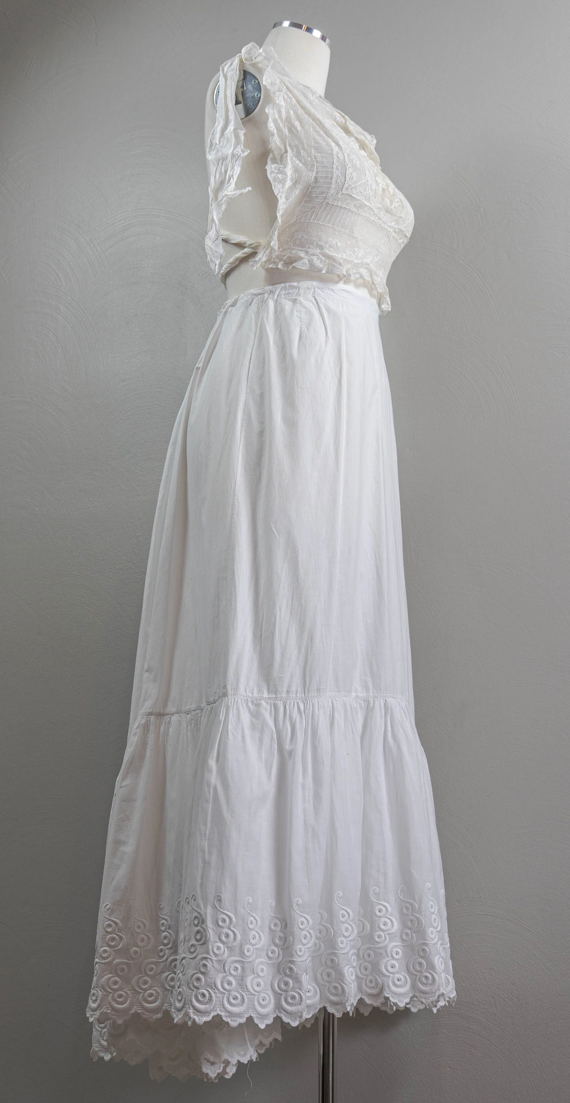 Edwardian Ruffly White Cotton Skirt Embroider Hem, Train - Image 4