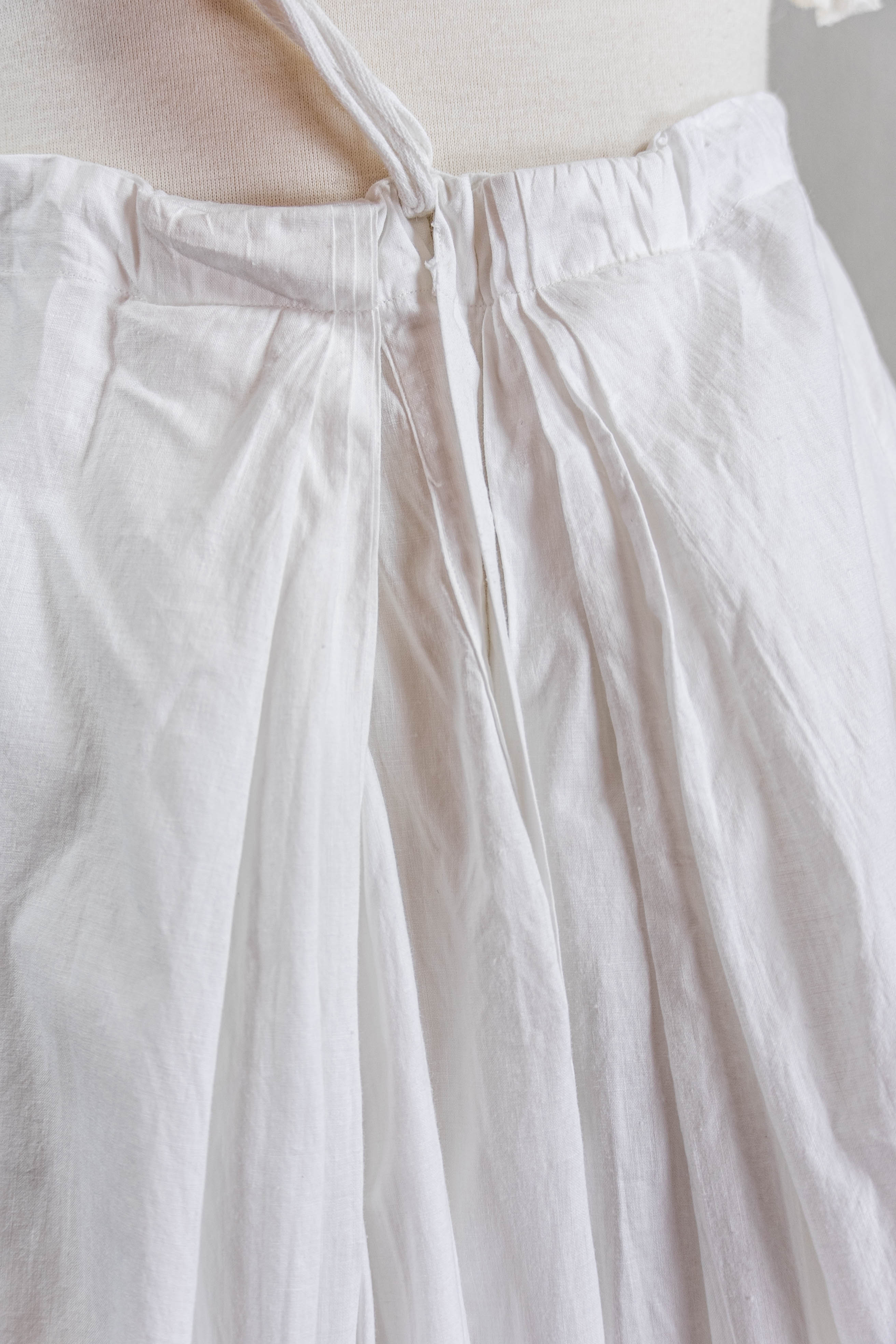 Edwardian Ruffly White Cotton Skirt Embroider Hem, Train - Image 9