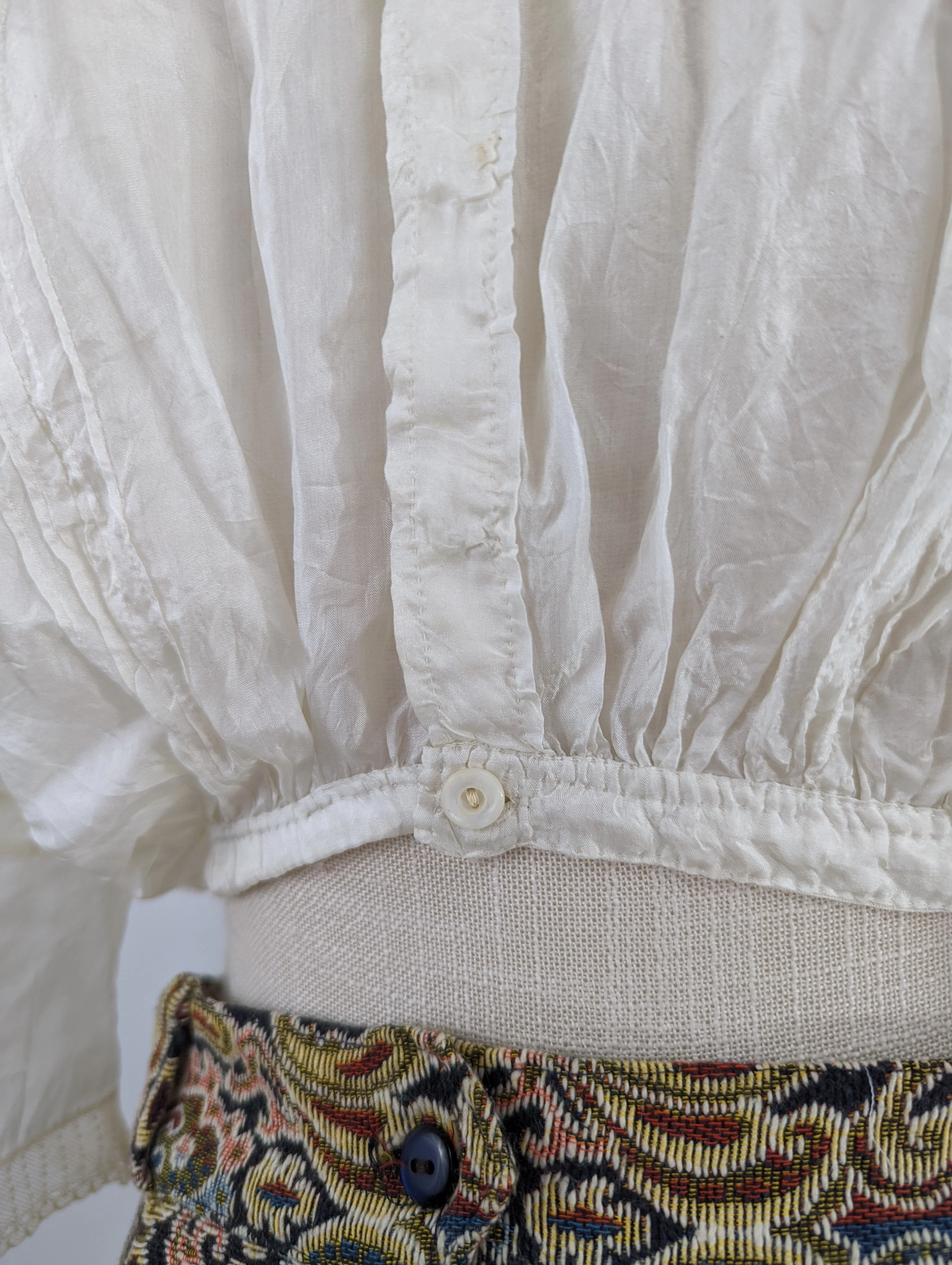 Edwardian Silk Blouse with Delicate Lace and Hand Sewn Details with High Collar | 10s Rare Collectors Antique - Image 9
