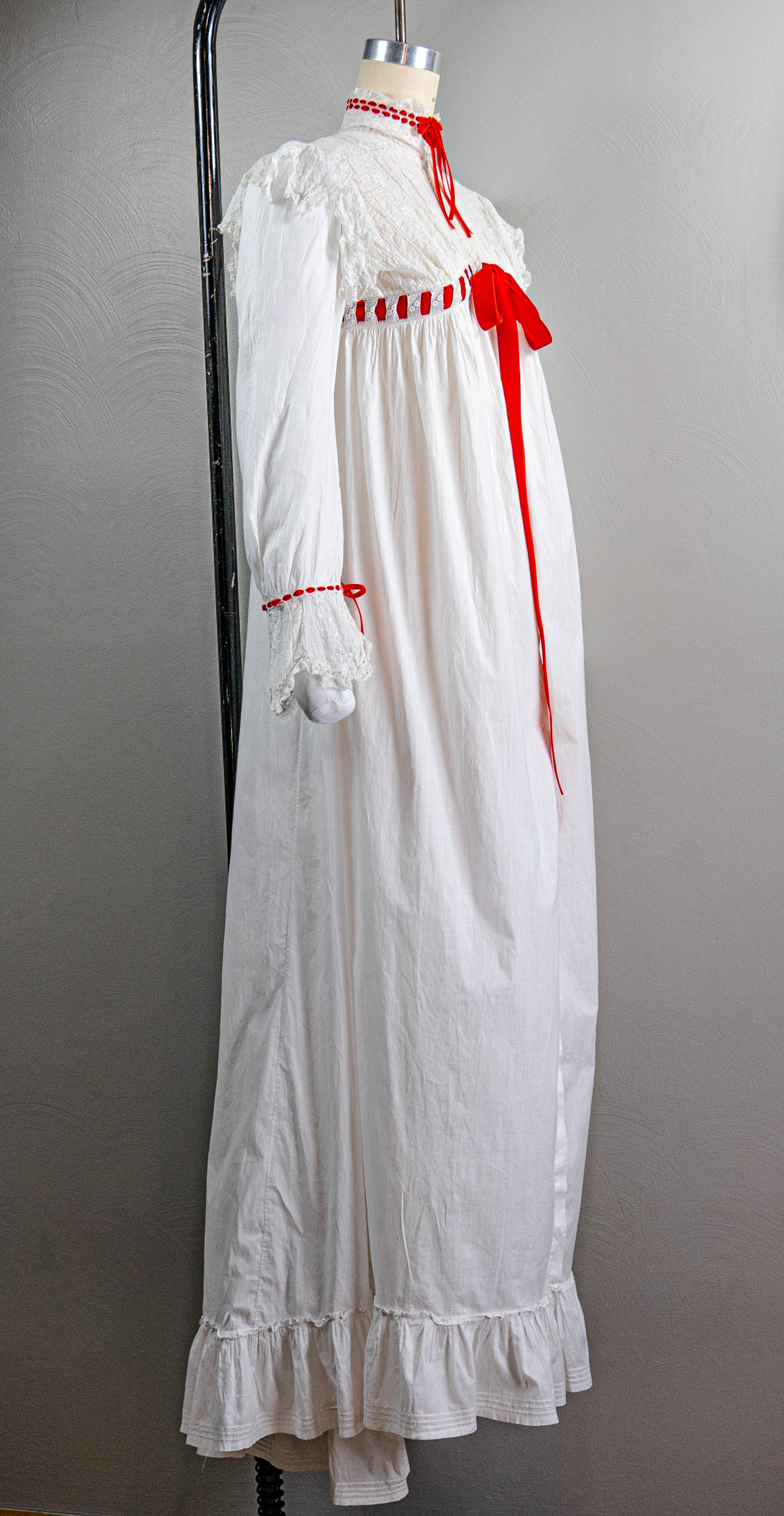 Edwardian Stunning Cotton Nightgown Silk Ribbons With Train - Image 7
