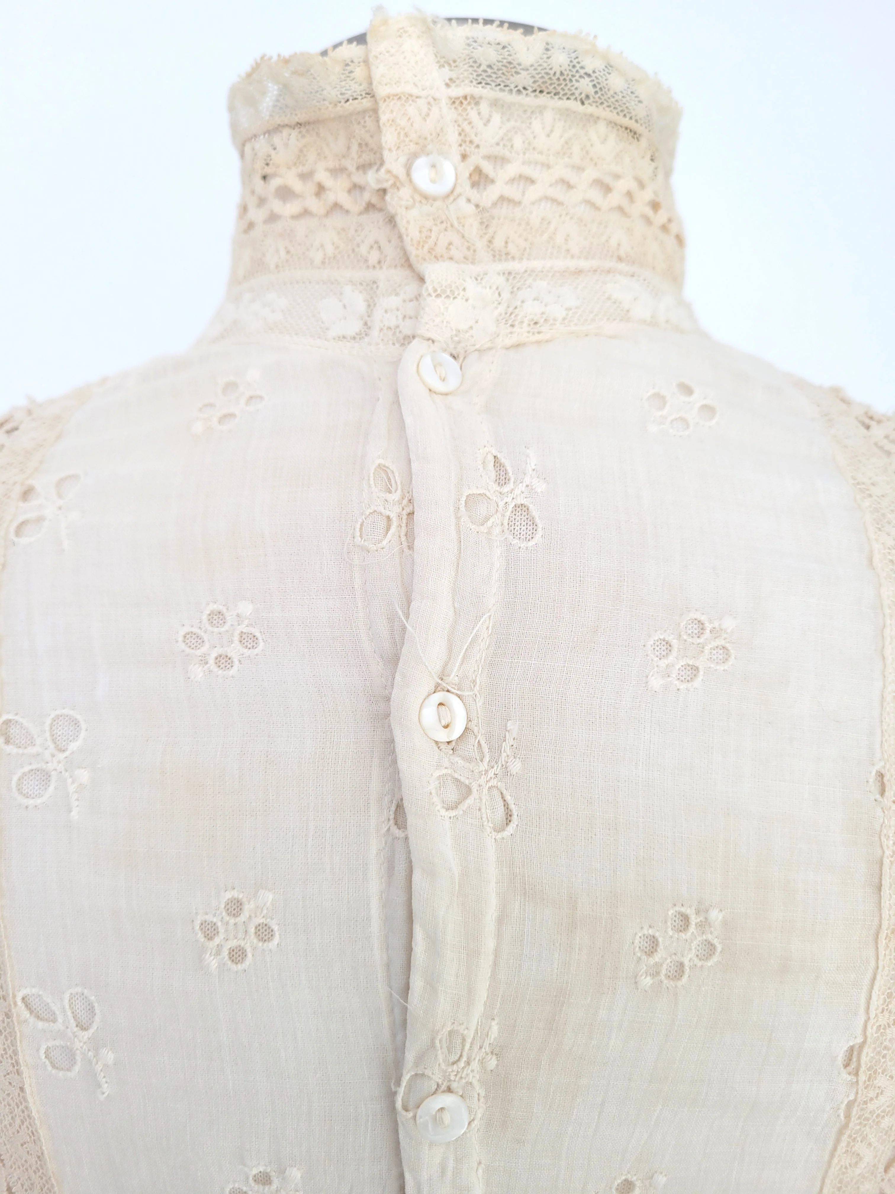 Edwardian Vintage Monobosom Maxi Dress Lace Embroidery - Image 6