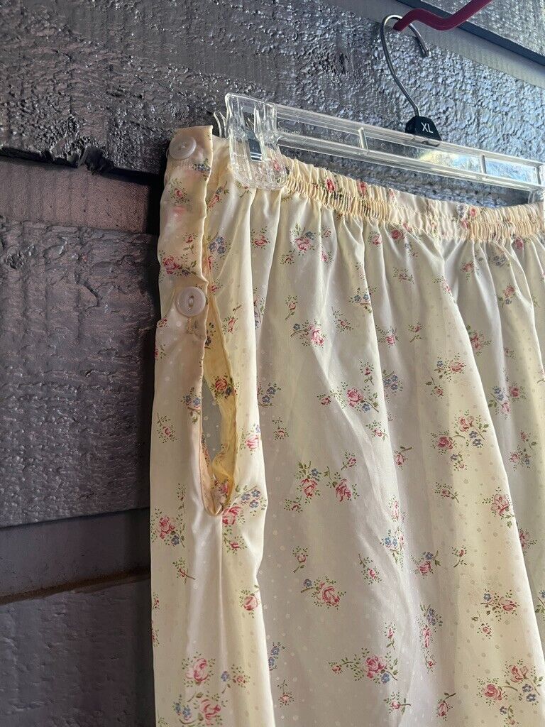 50s Yellow Floral Nylon Pajamas Top Bottom Set 16/36 By Elaine Sklar - Image 12