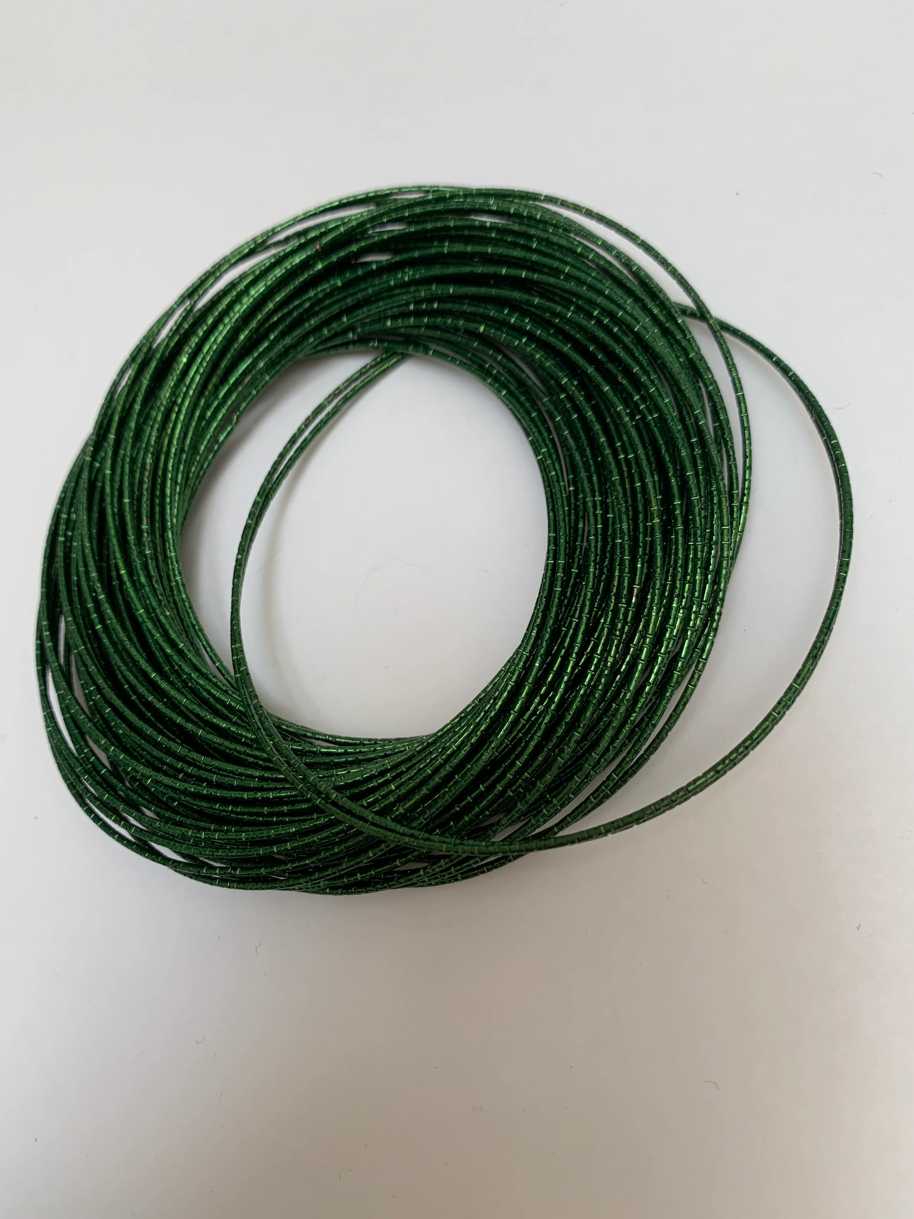 Emerald Green Slinky Hoop Bracelet - Image 4