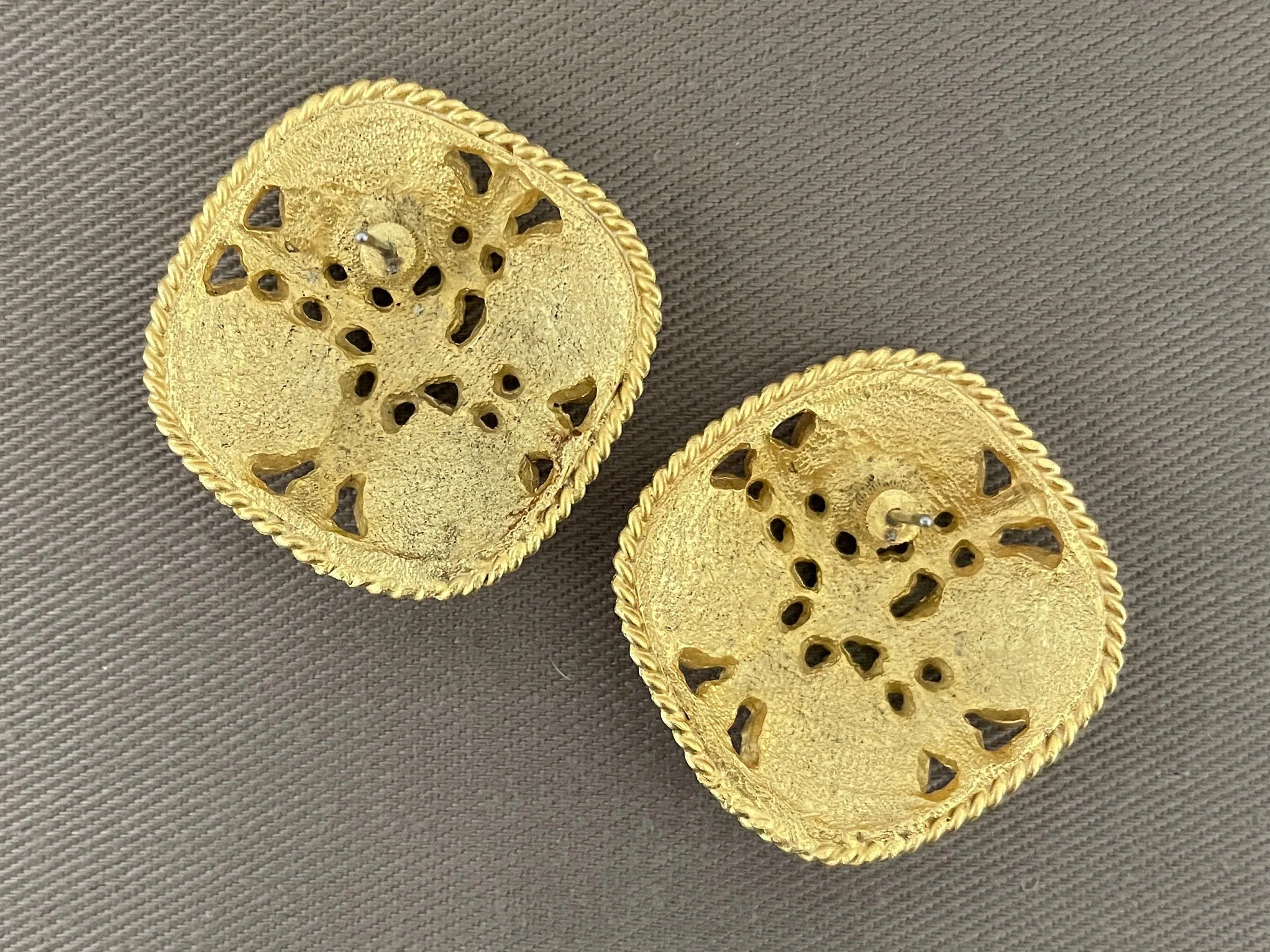 Etruscan Byzantine Enamel Shield Vintage Statement Earrings for Pierced Ears - Image 5