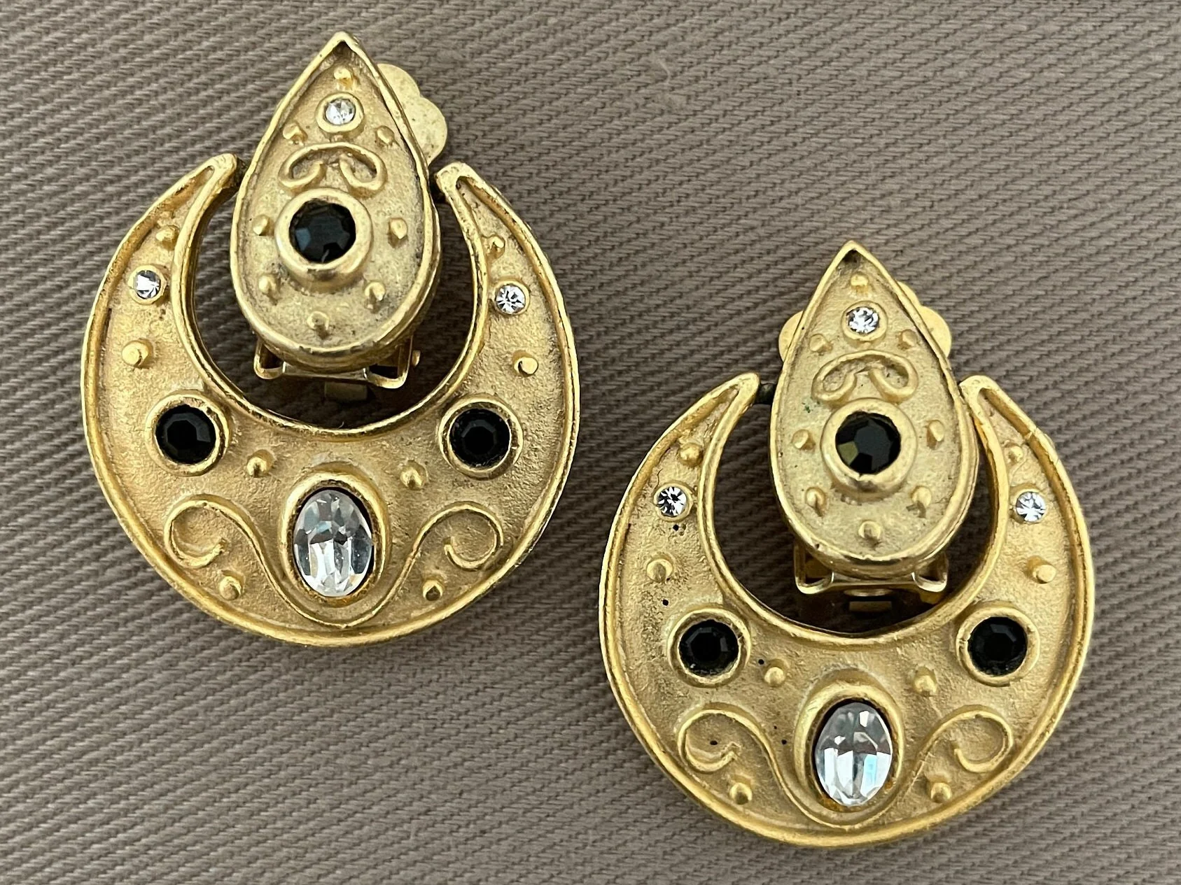 Etruscan Revival Doorknocker Matte Gold Clip-On Statement Earrings Crystal and Onyx Accents - Image 3