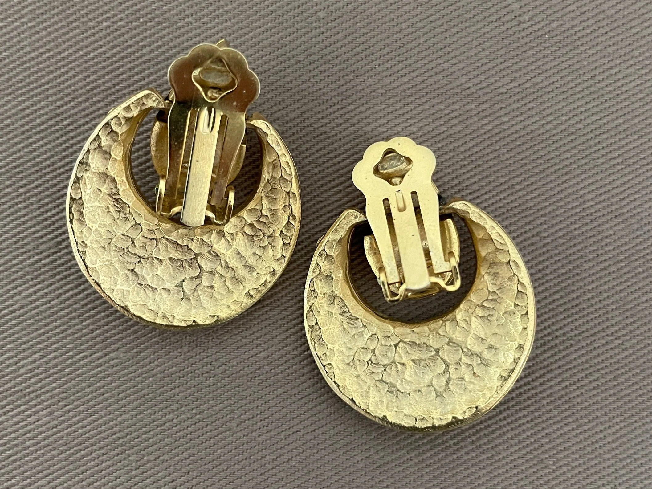 Etruscan Revival Doorknocker Matte Gold Clip-On Statement Earrings Crystal and Onyx Accents - Image 5